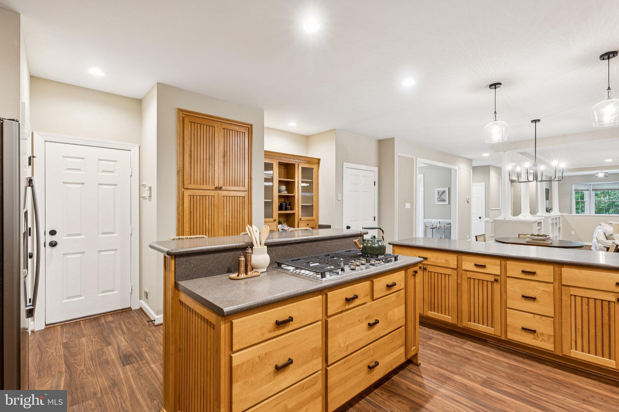 SPRING LAWN FARM - Residential