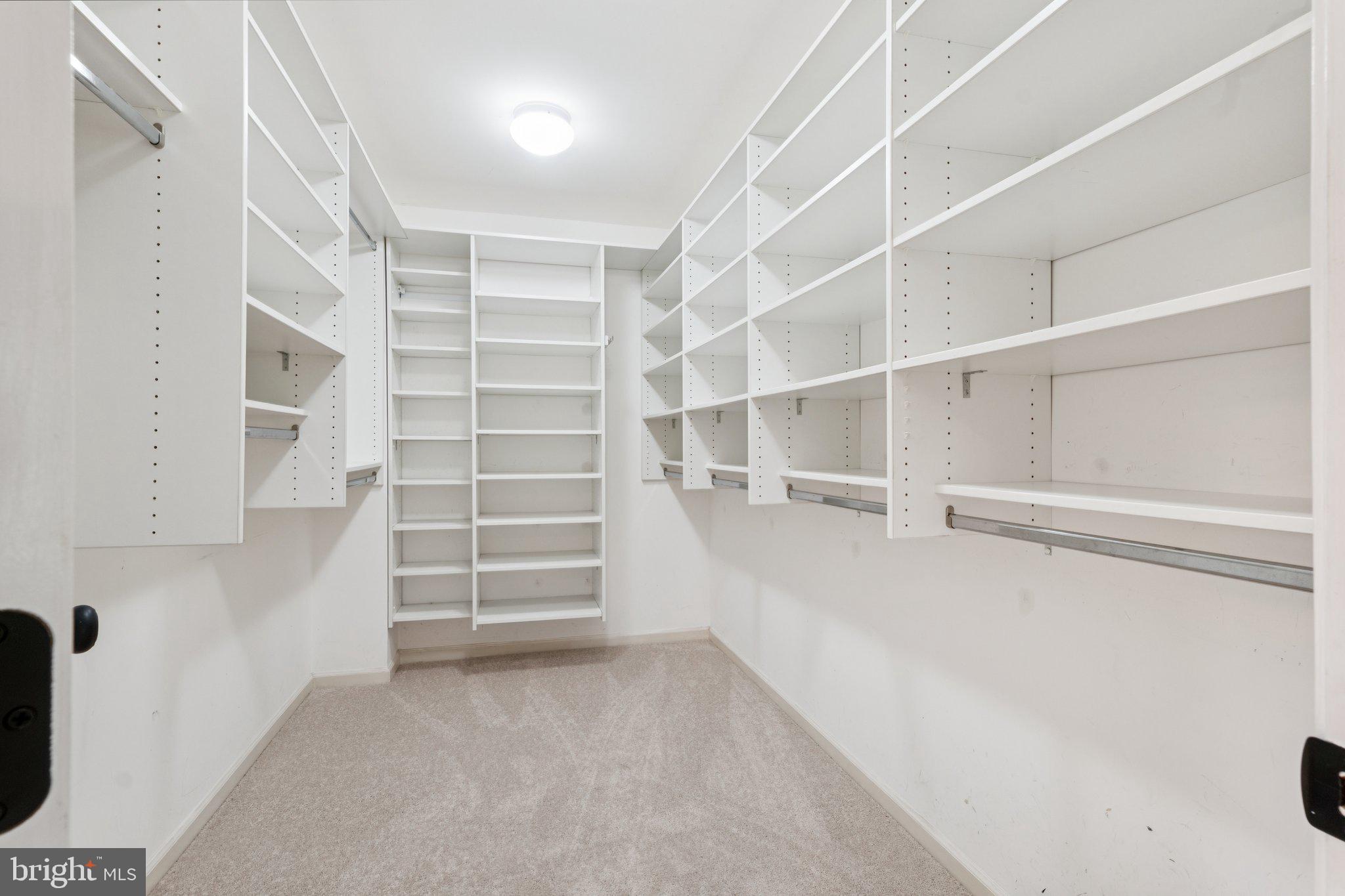 SPRING LAWN FARM - Residential