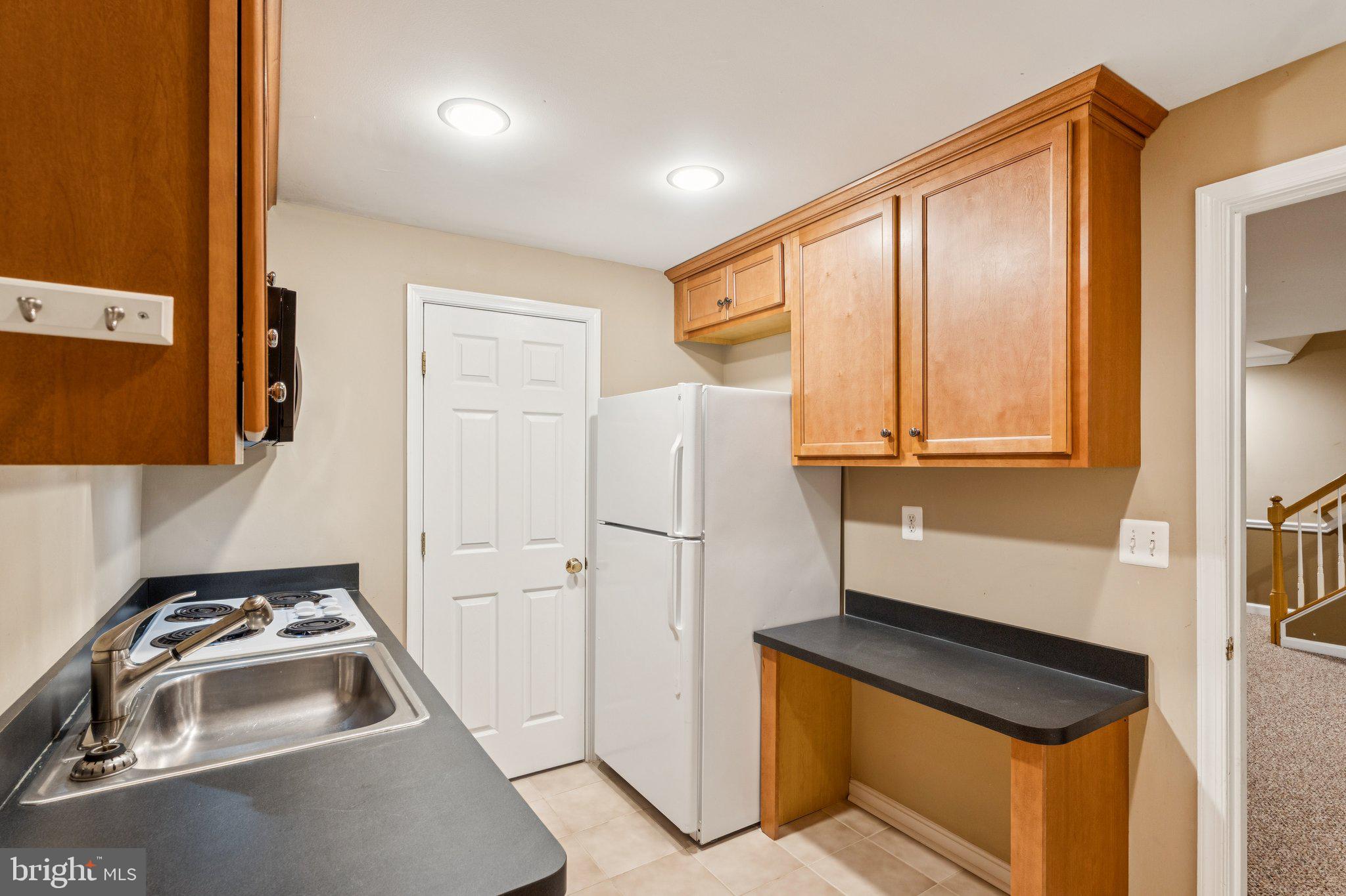 SPRING LAWN FARM - Residential