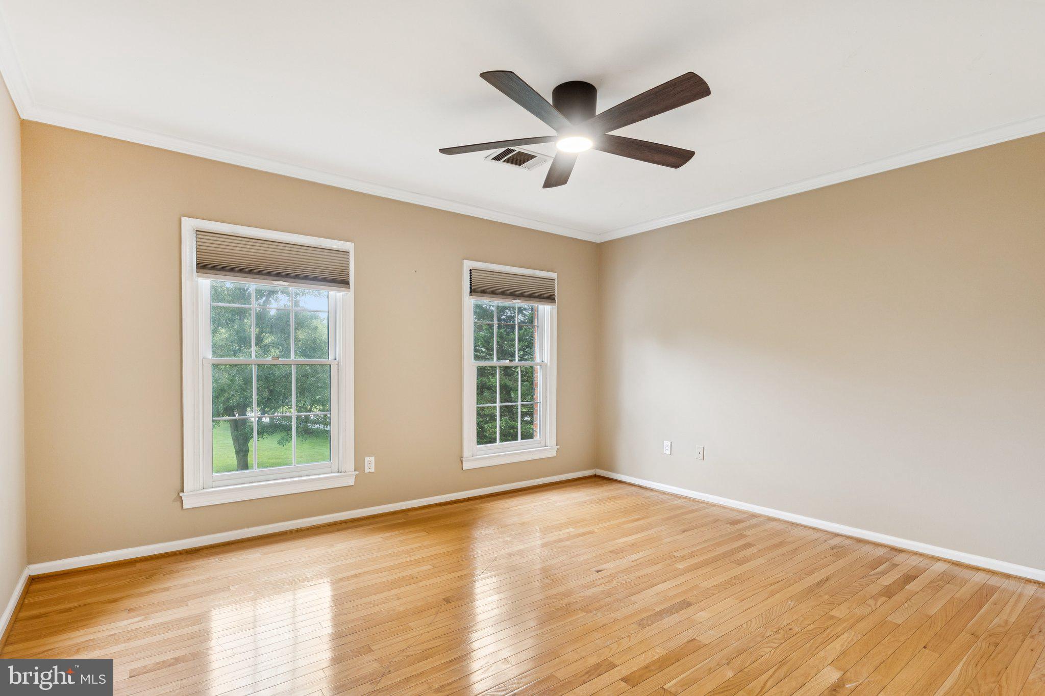 SPRING LAWN FARM - Residential