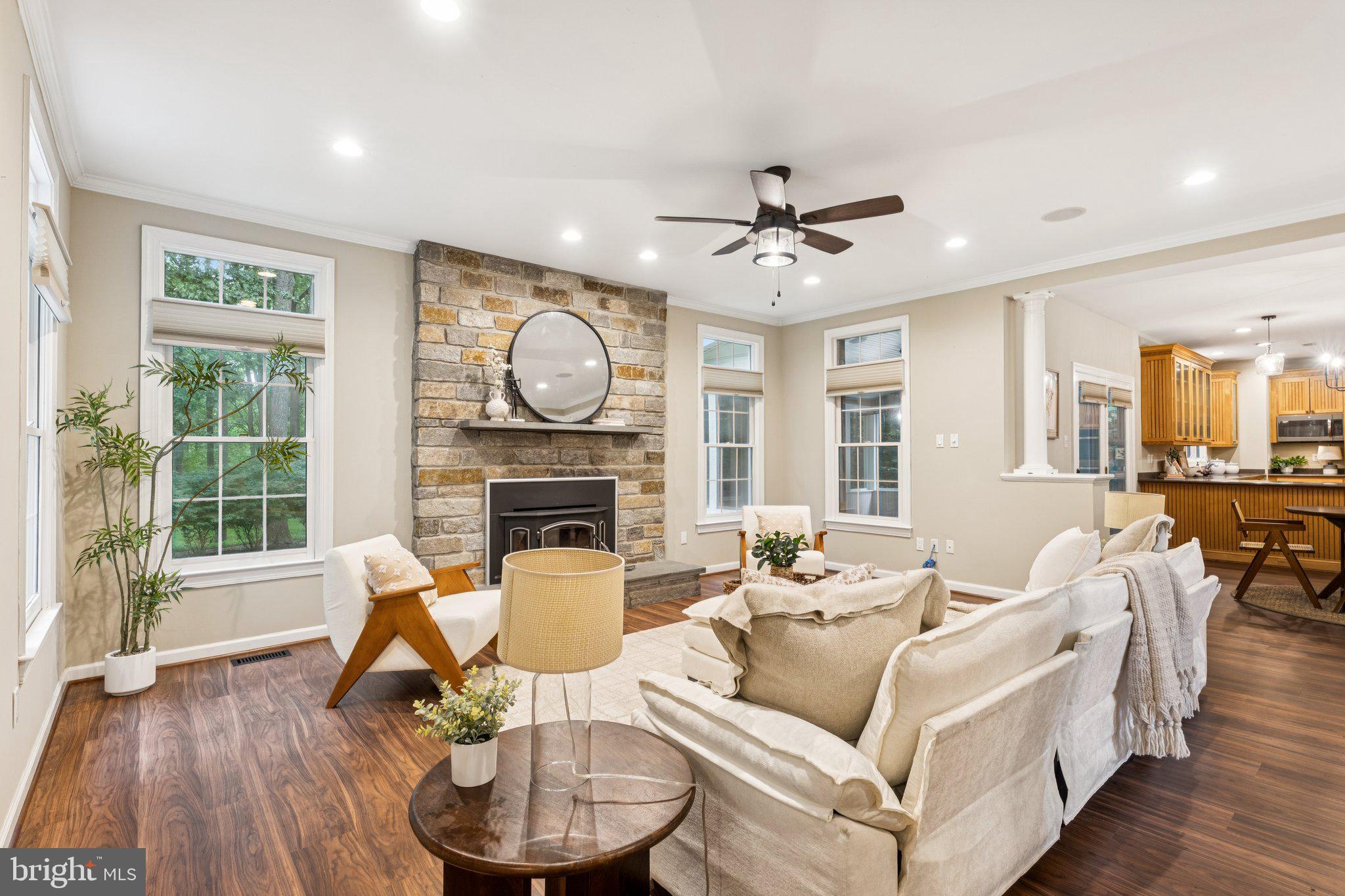 SPRING LAWN FARM - Residential