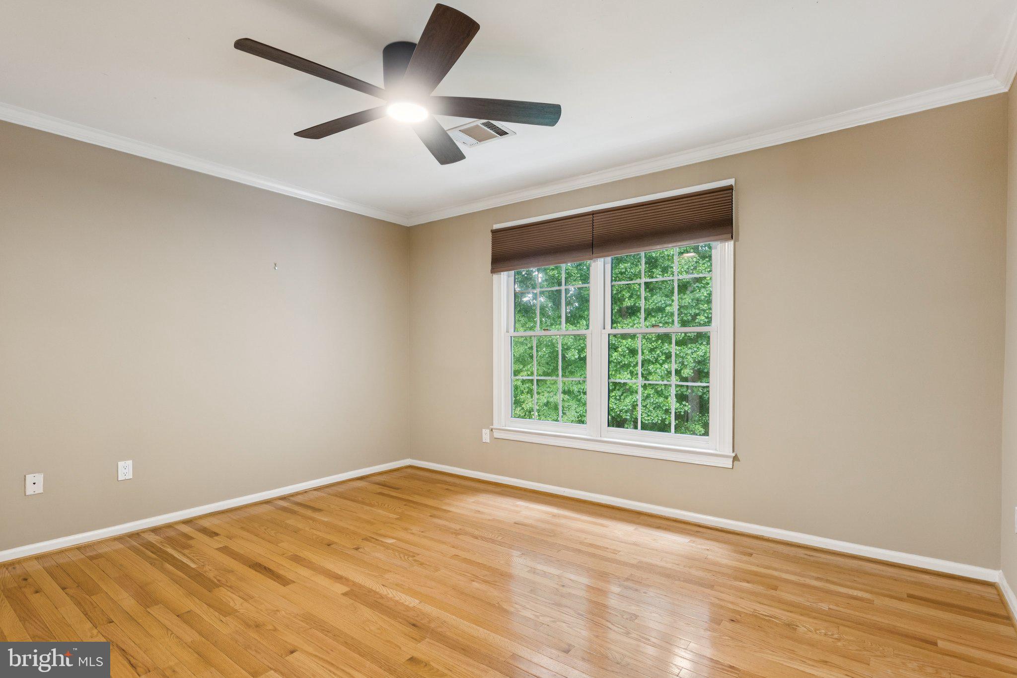 SPRING LAWN FARM - Residential