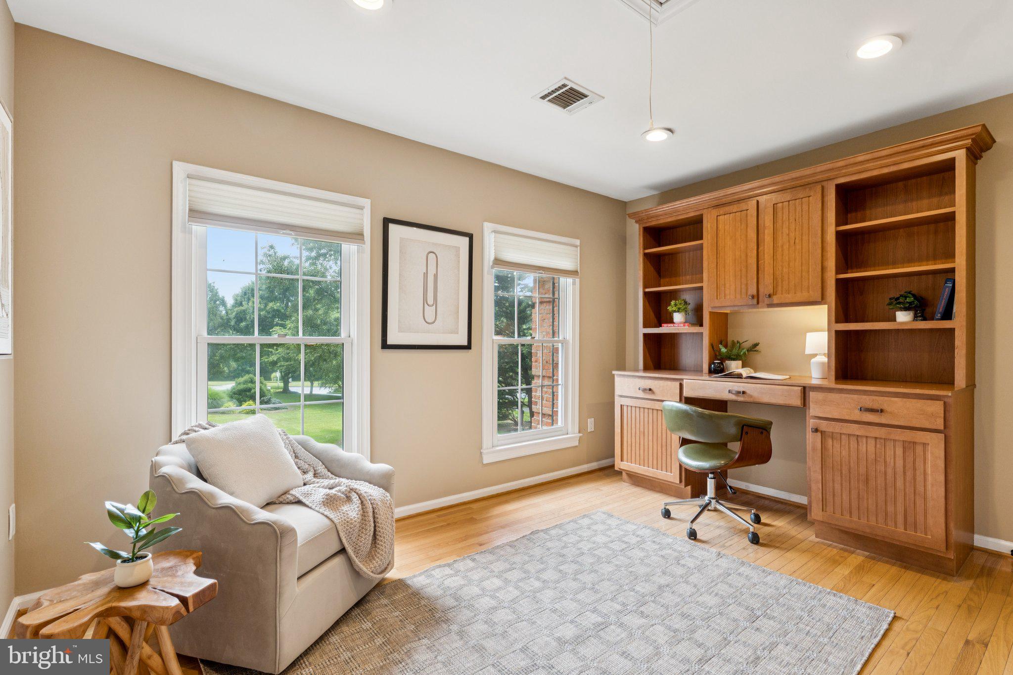 SPRING LAWN FARM - Residential