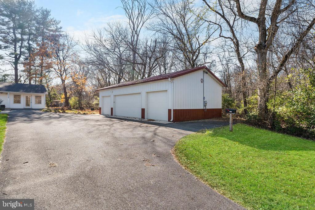 577 BROCK BRIDGE ROAD