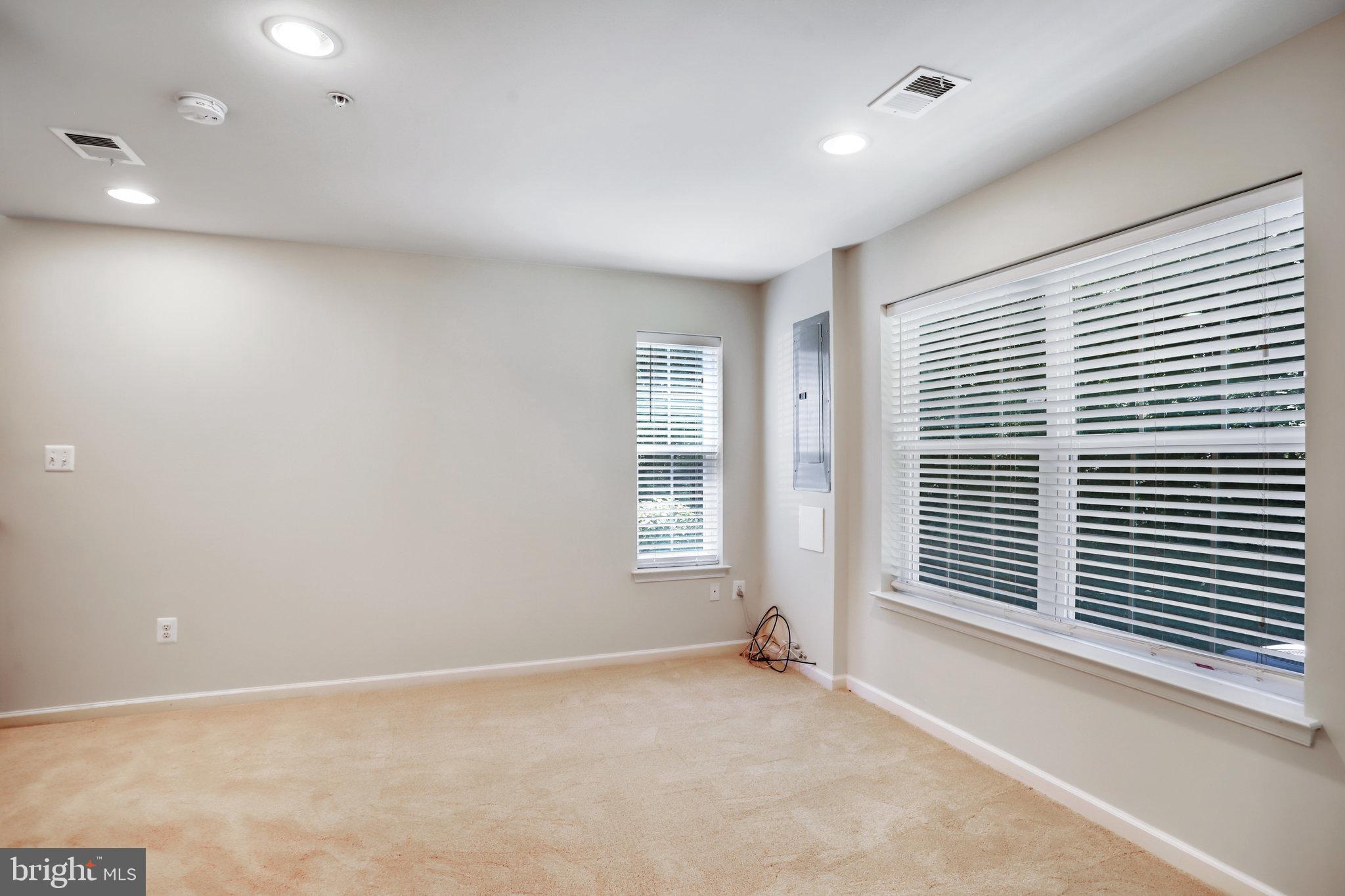 GATEWAY COMMONS - Residential