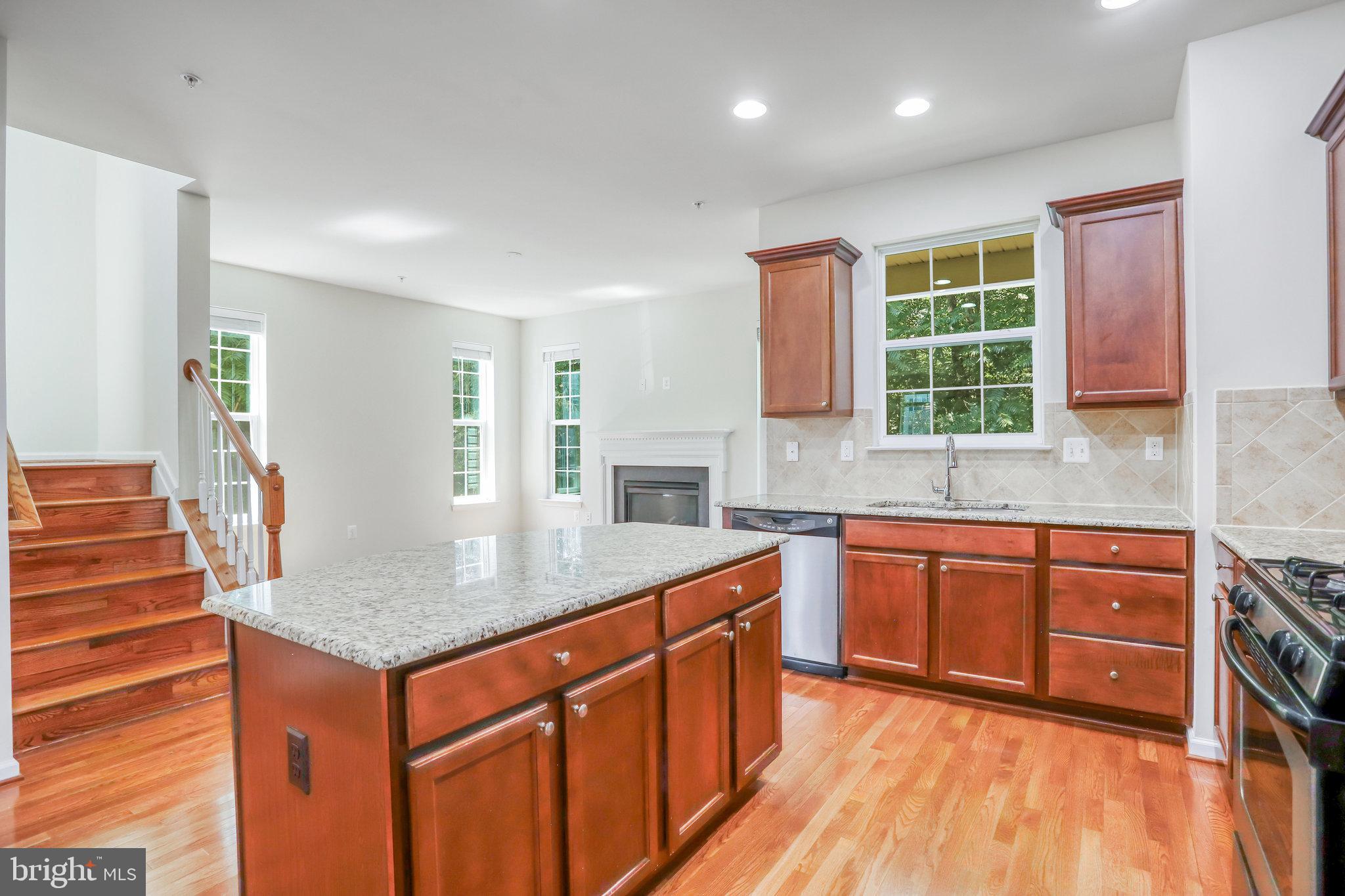 GATEWAY COMMONS - Residential