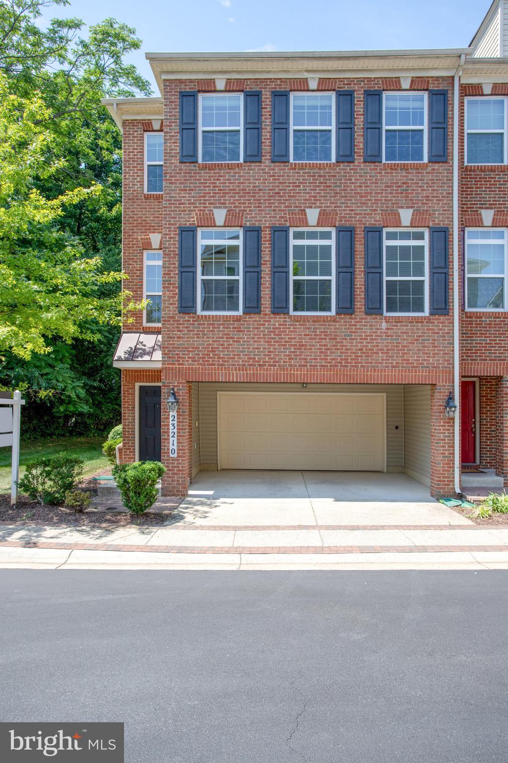 GATEWAY COMMONS - Residential