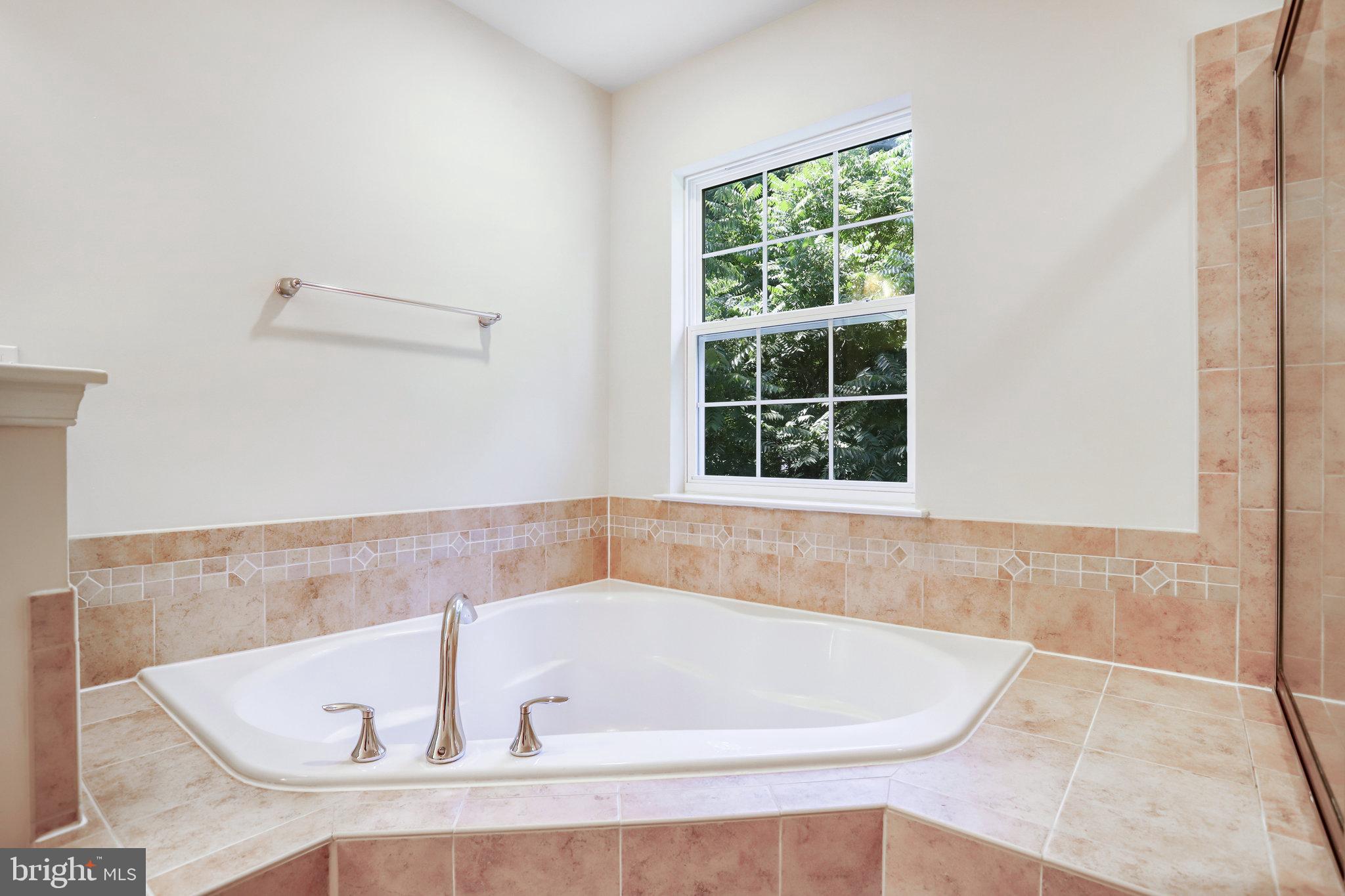 GATEWAY COMMONS - Residential