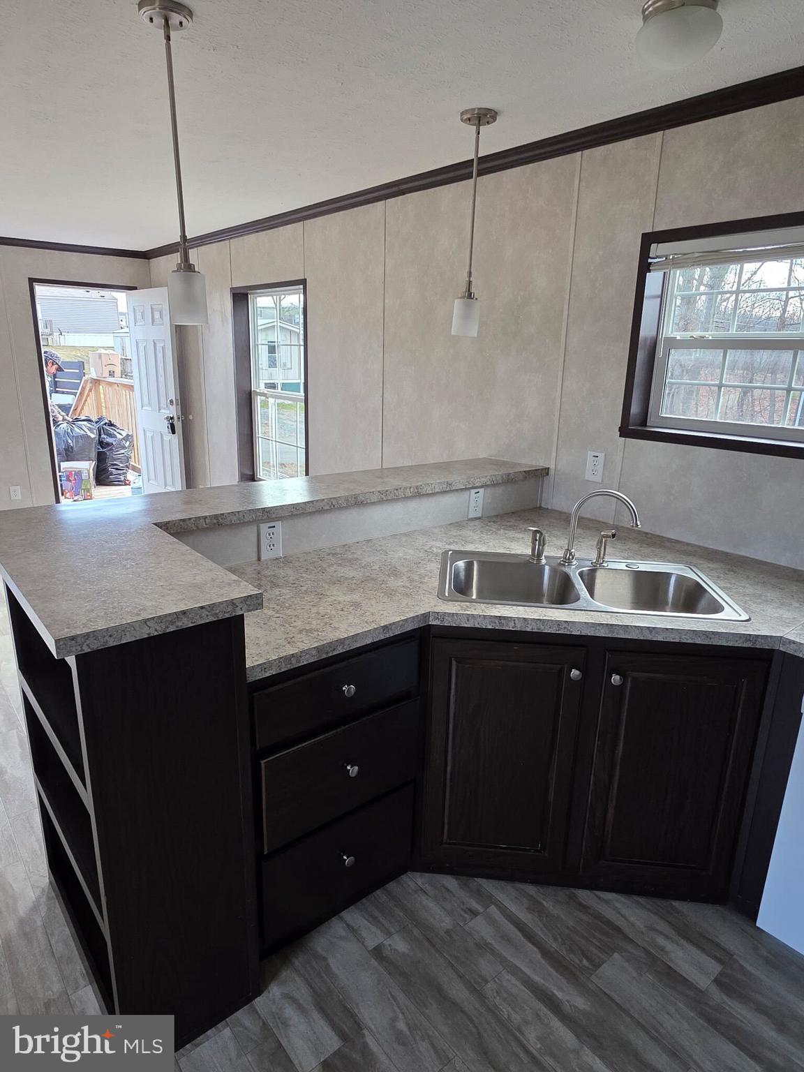 MORELAND TRAILER - Residential