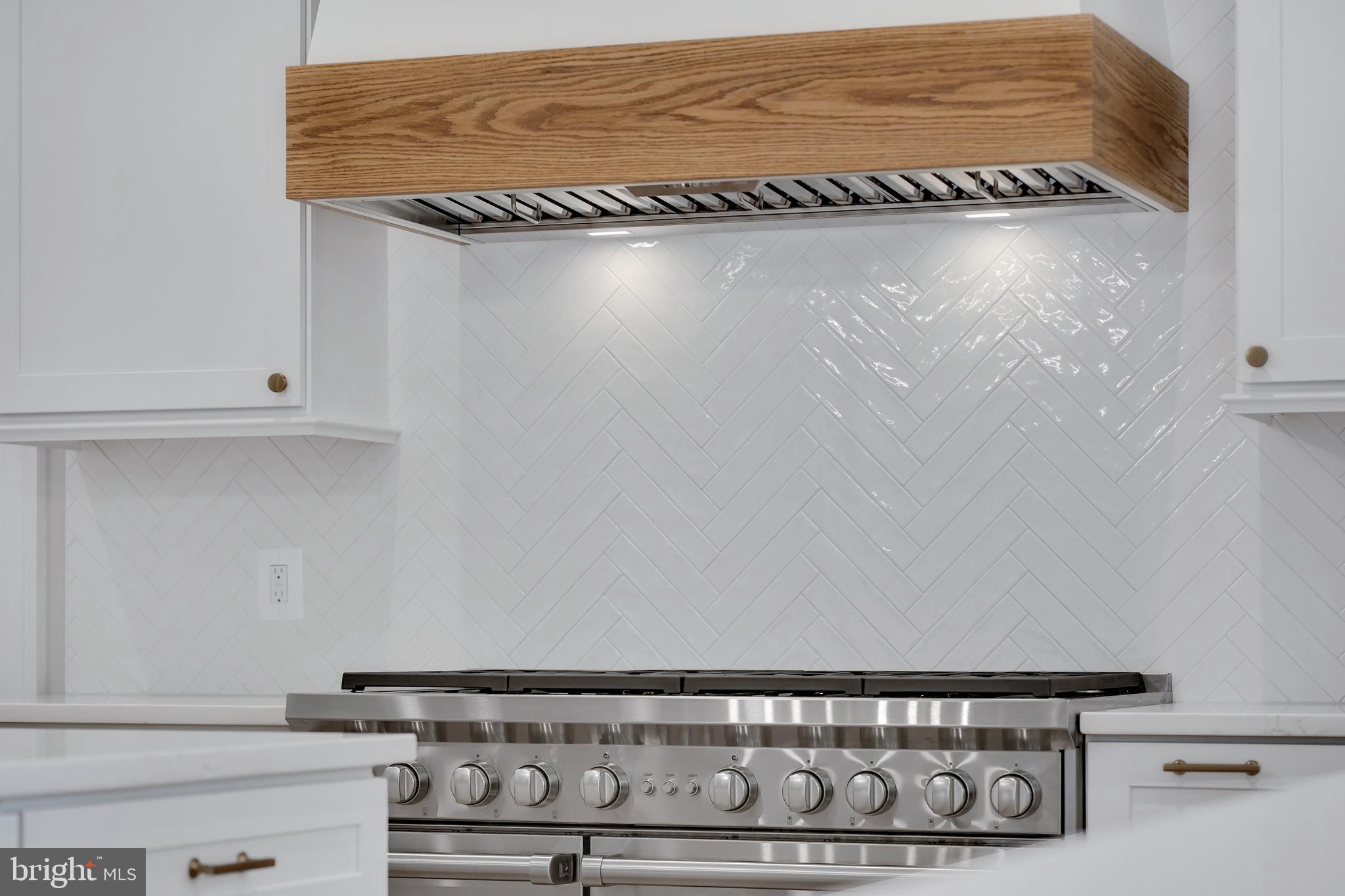 FAIRFAX FARMS - Residential