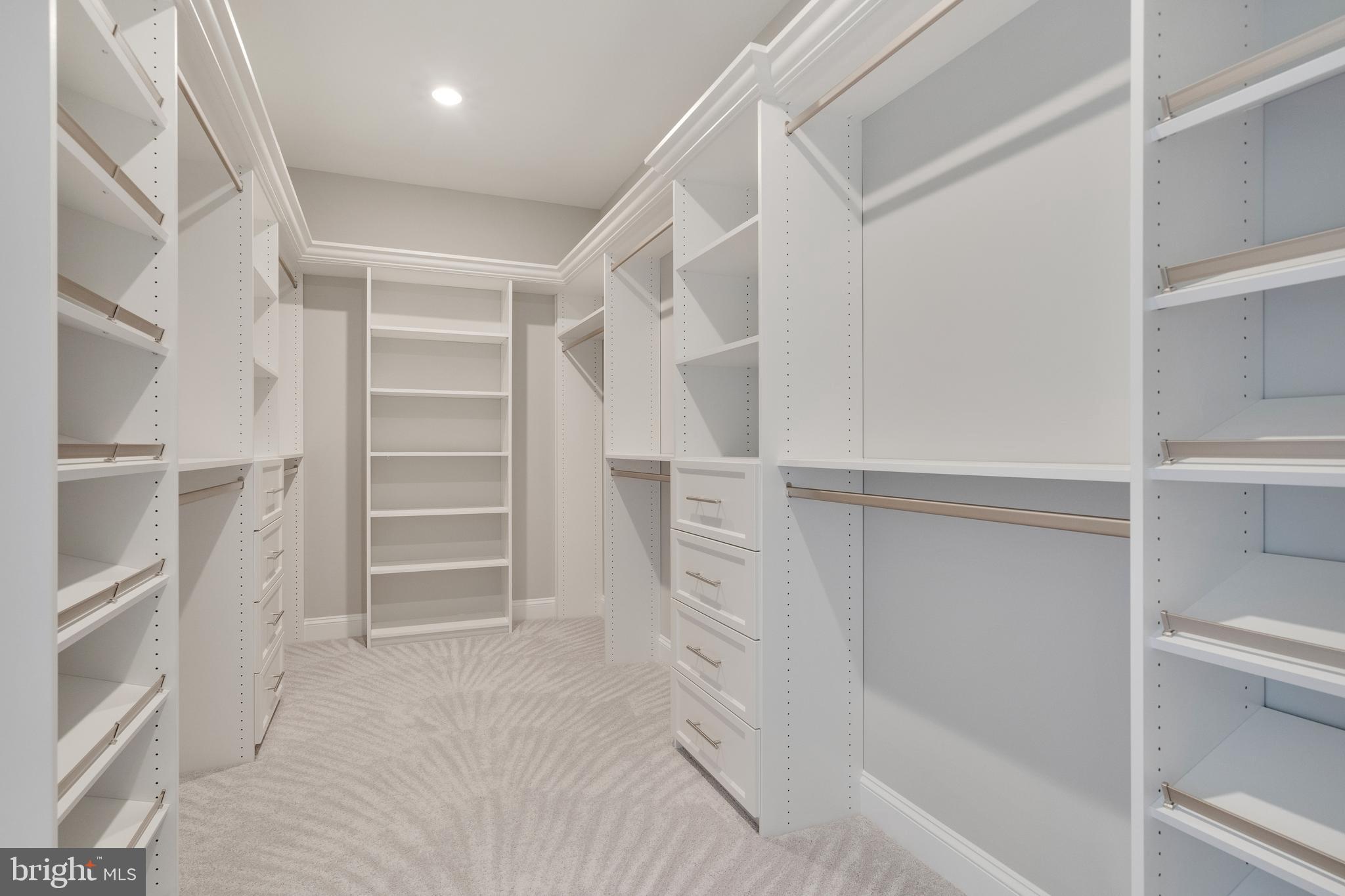 FAIRFAX FARMS - Residential