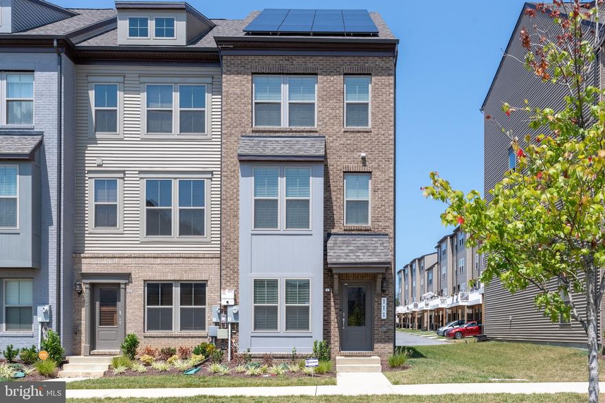 Motivated Seller - REDUCED ****This is a must see, well kept practically brand new home and it tours like a model home -END UNIT town house.  It features much space galore with a first floor entry family room, storage and garage.  The main level (2nd floor) boast an open floor concept that includes the dining area, gourmet kitchen, family room and deck. The 1st upper level has 2 private bedrooms with 2 full baths.  The top level of this home is the entire master suite with a private bath that has dual sinks an a separate shower and plenty closet space. Many amenities such a lawn car, snow removal are included, and it is  very energy efficient.  Minutes away from Largo Metro Station and THE NEW UM Capital Region Medical Center. Easy access to I-95 and minutes away from Washington DC. Call us today about incentives an agent bonus!  Show and Sell TODAY!!!

Close proximity to 95, shopping, financial institution and public transportation.