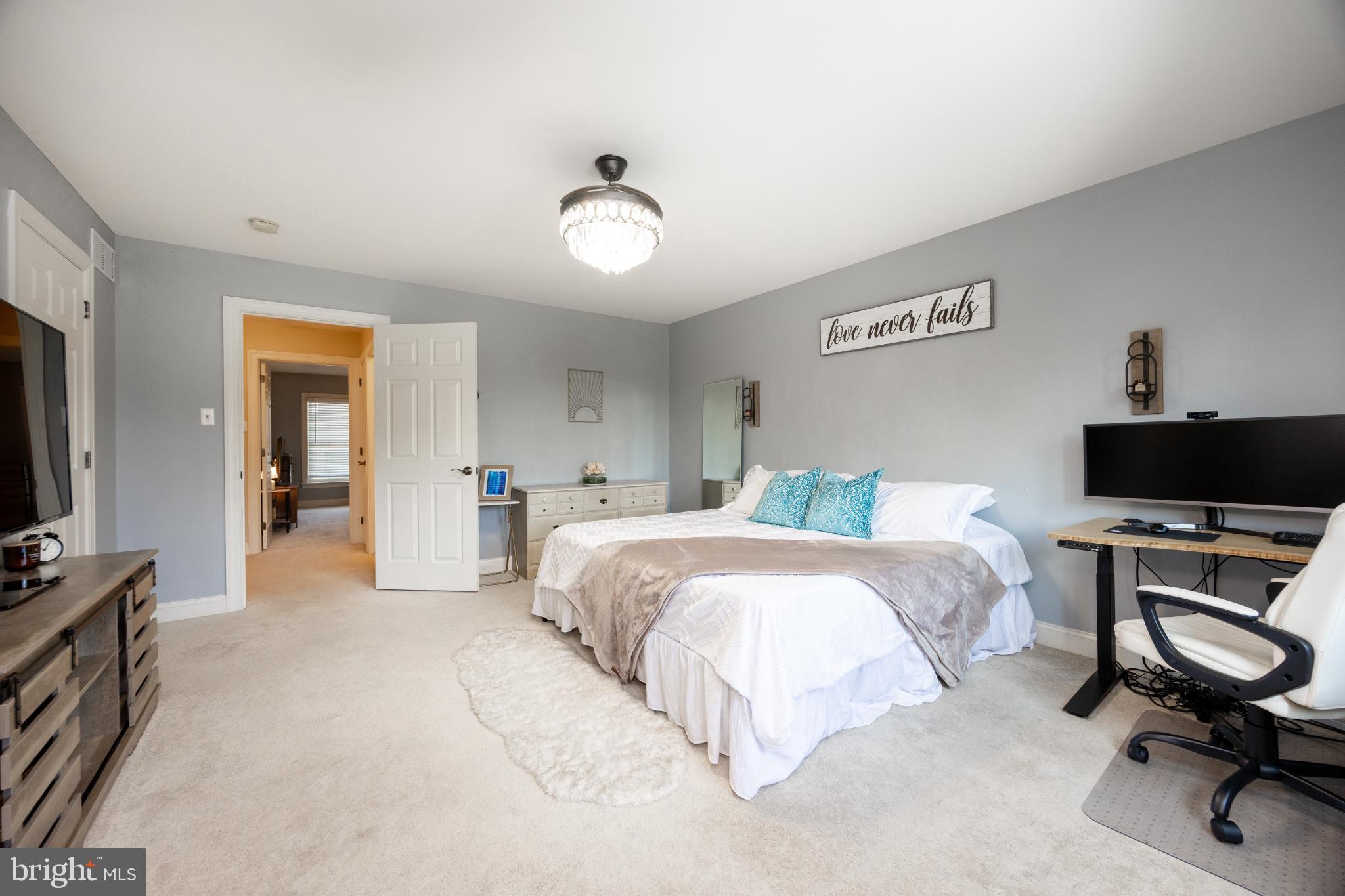 WEATHERSTONE - Residential