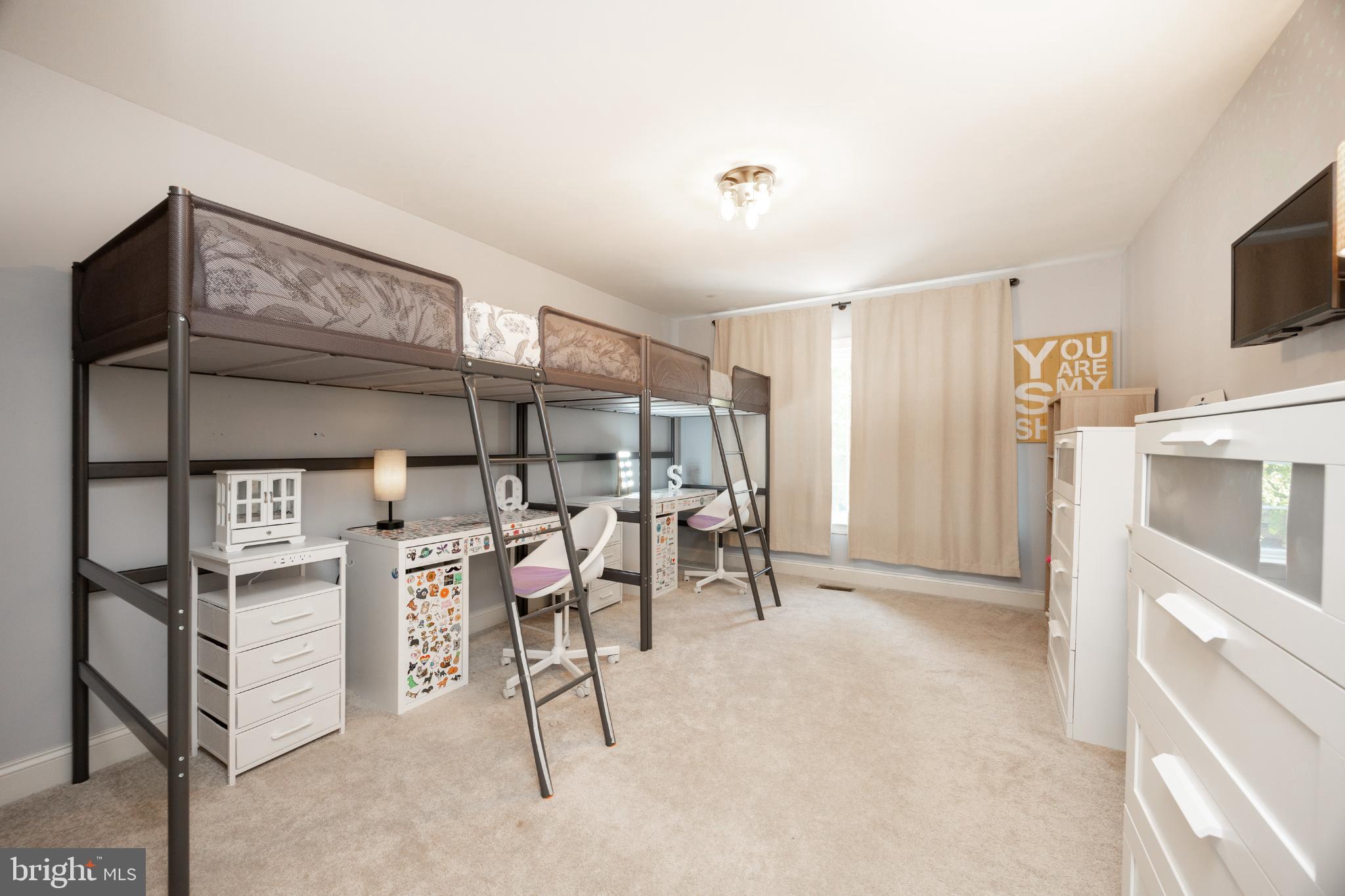 WEATHERSTONE - Residential