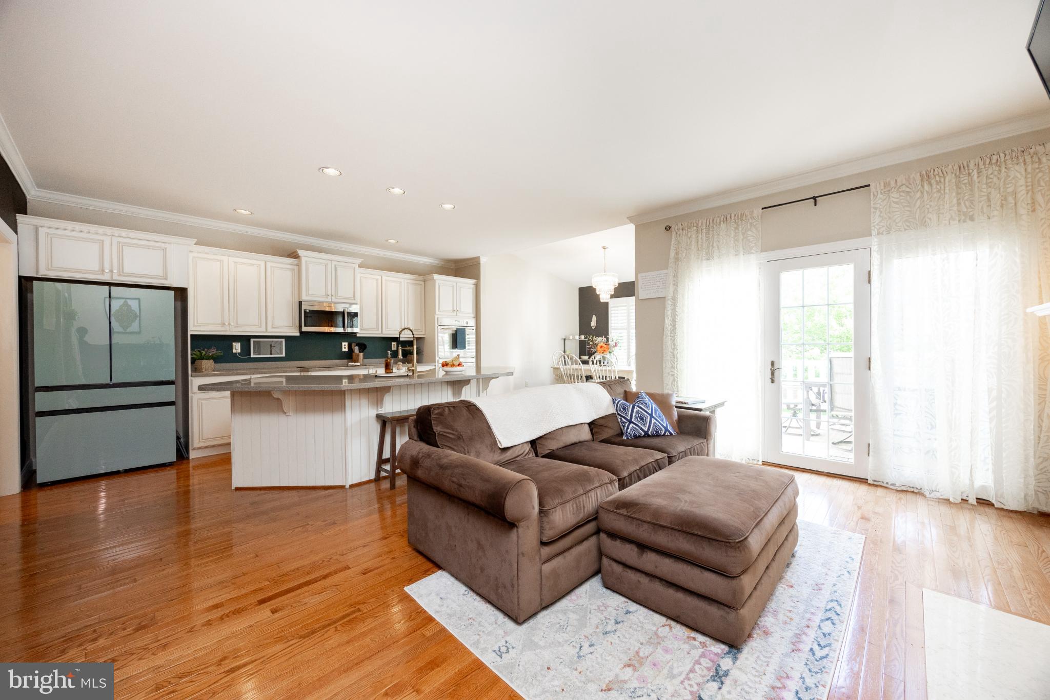 WEATHERSTONE - Residential