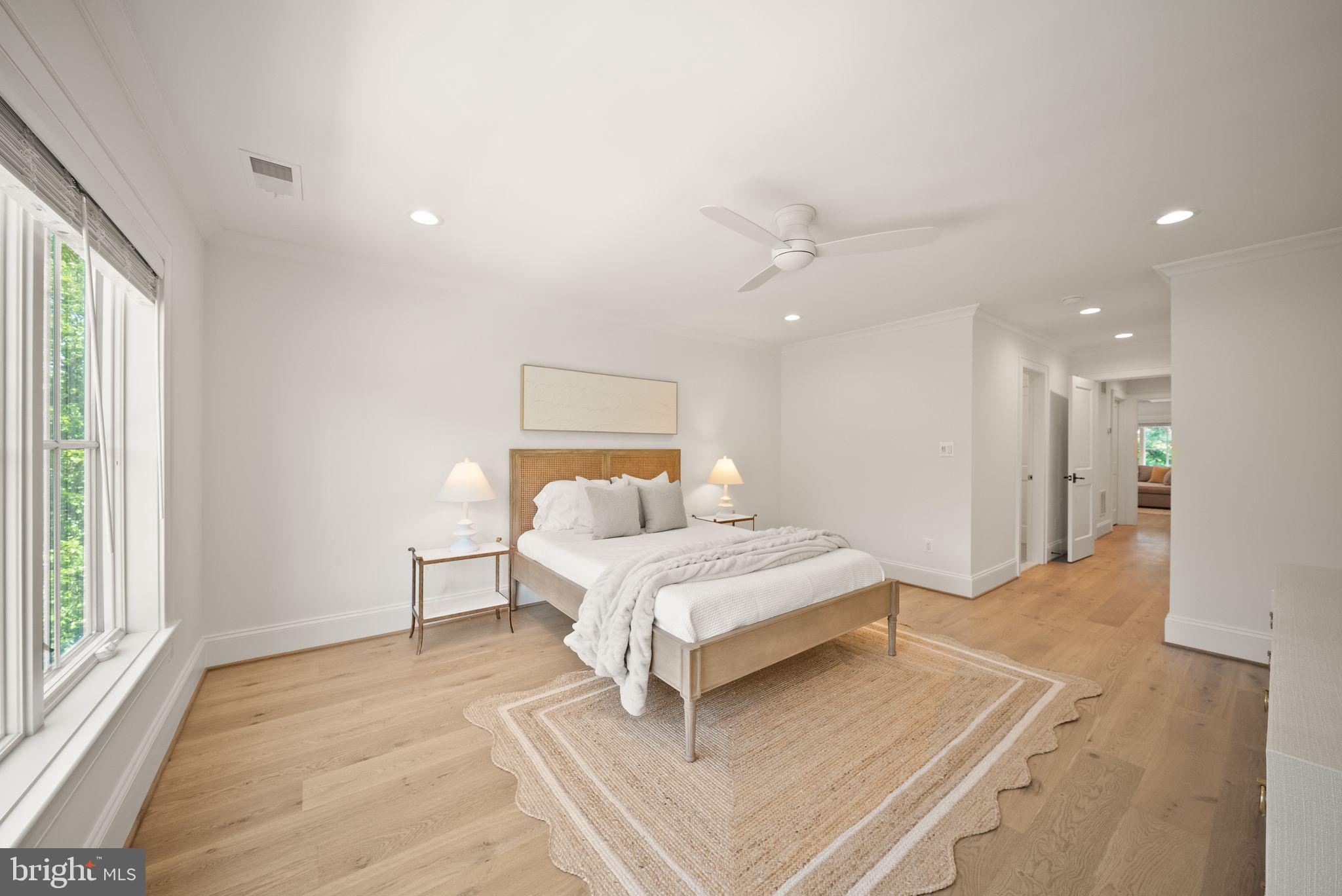 BELLEVUE FOREST - Residential