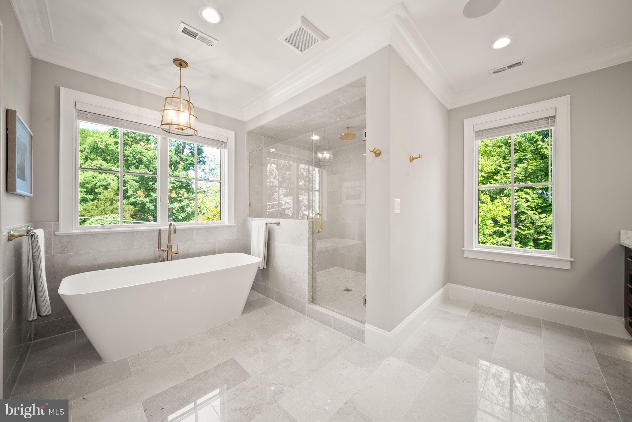 BELLEVUE FOREST - Residential