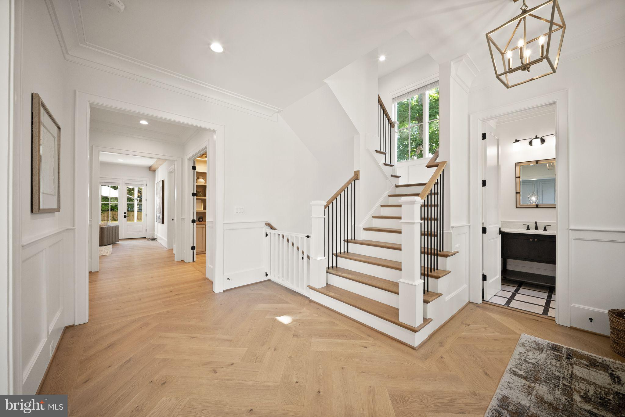 BELLEVUE FOREST - Residential