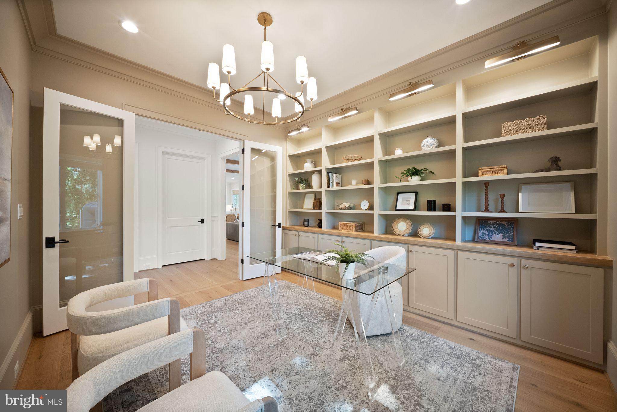 BELLEVUE FOREST - Residential