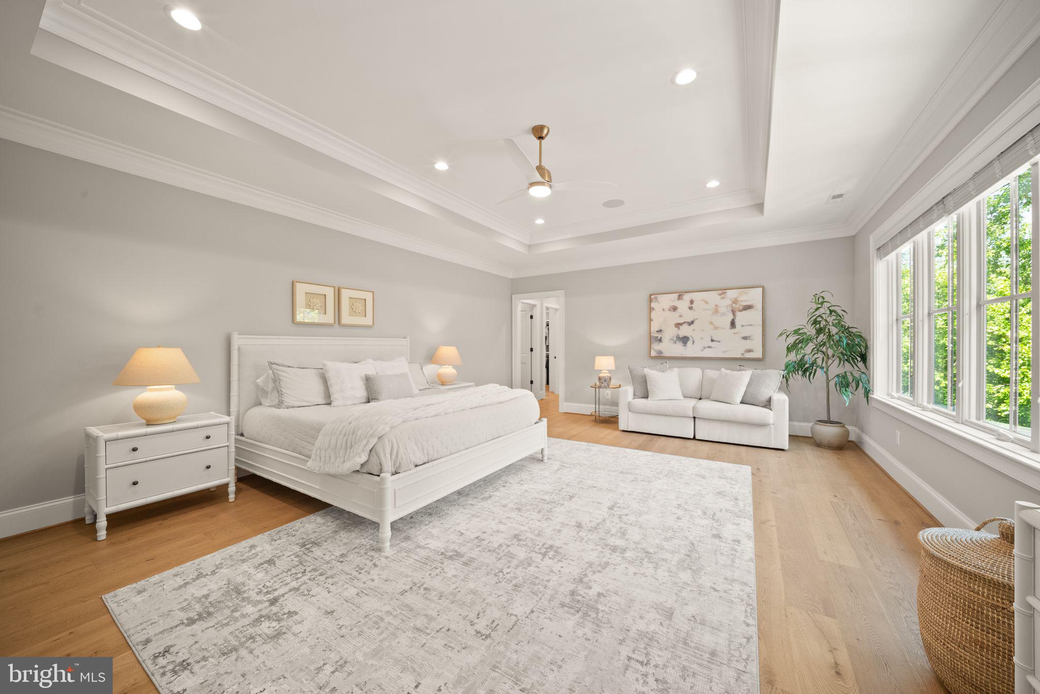 BELLEVUE FOREST - Residential