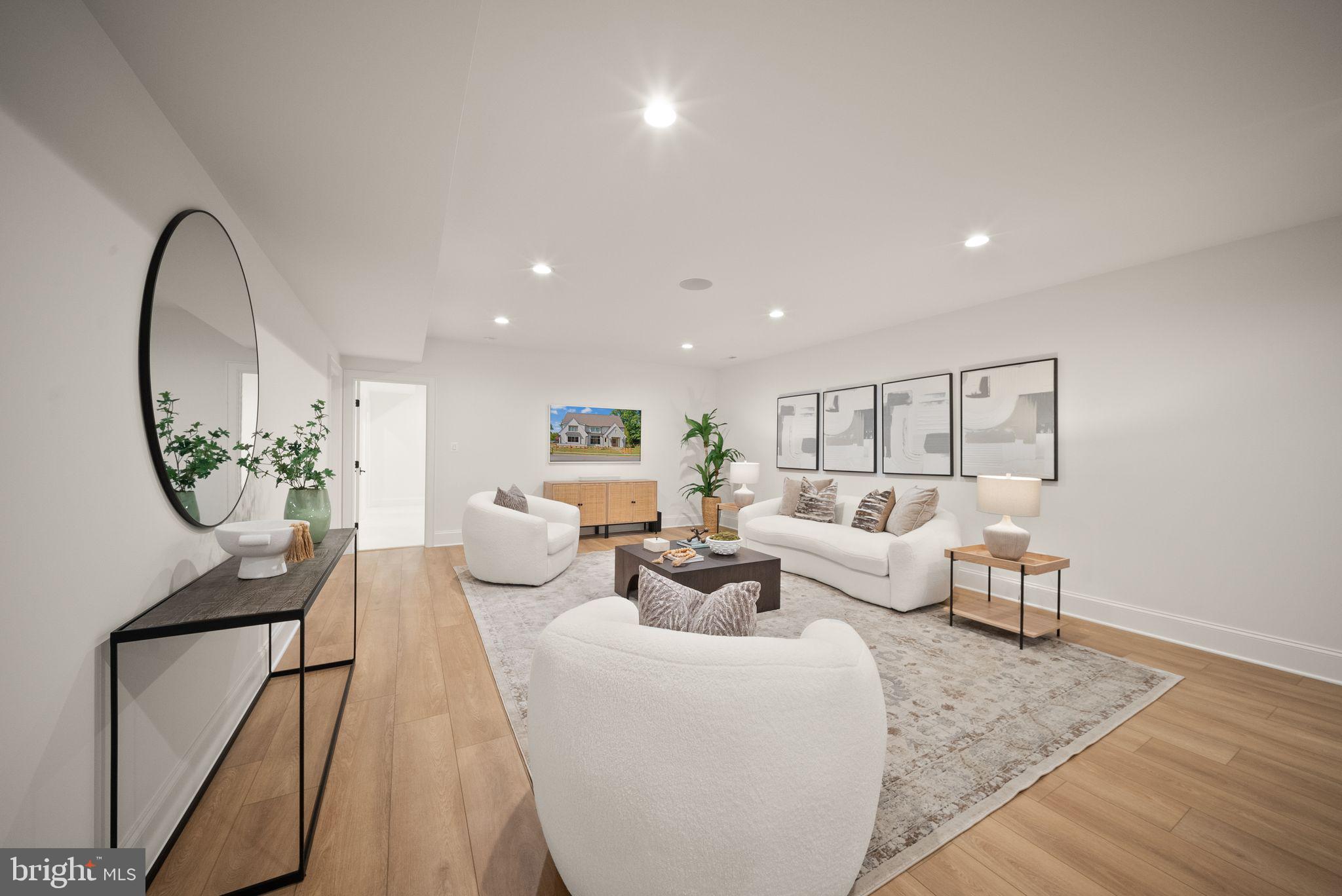 BELLEVUE FOREST - Residential