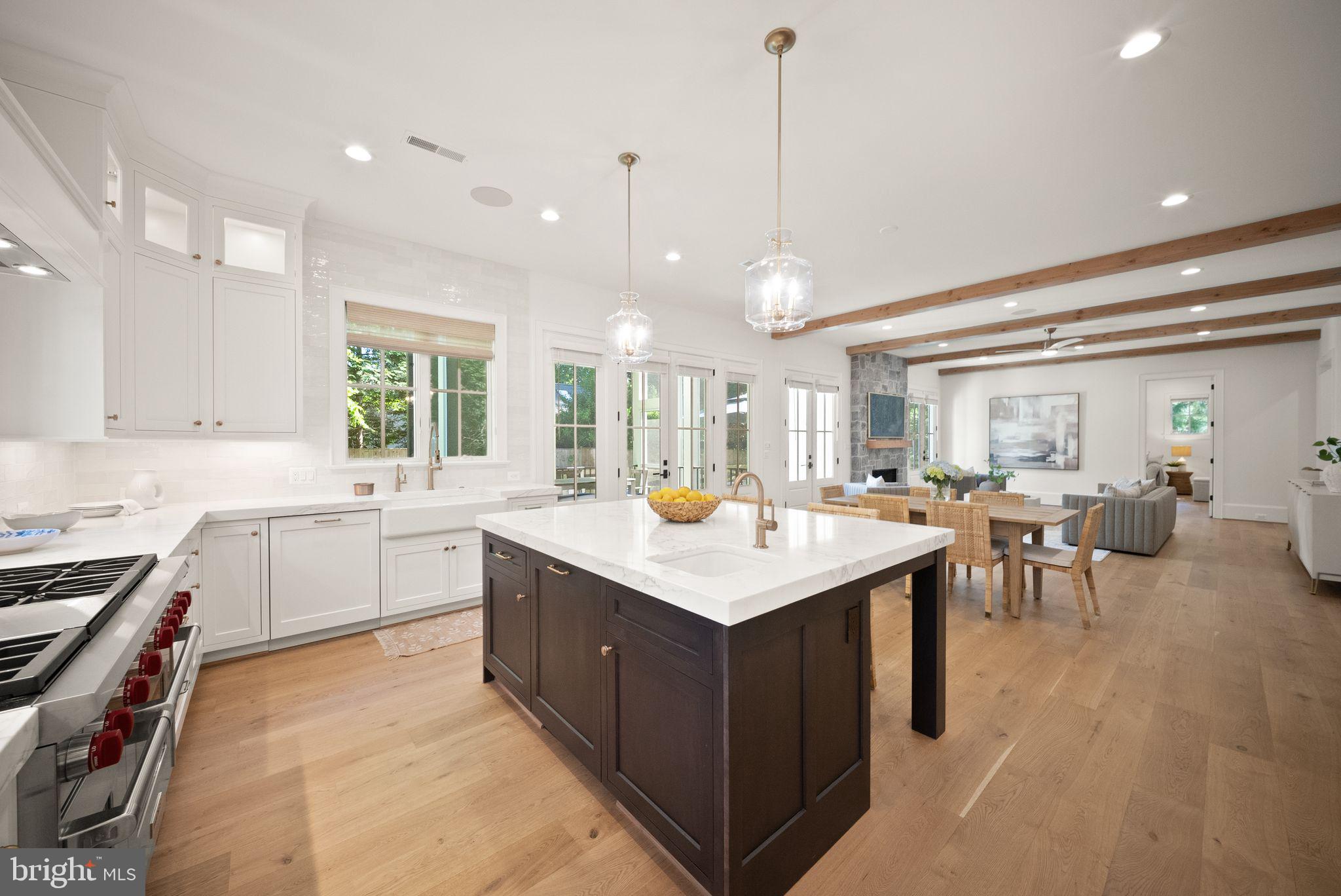 BELLEVUE FOREST - Residential