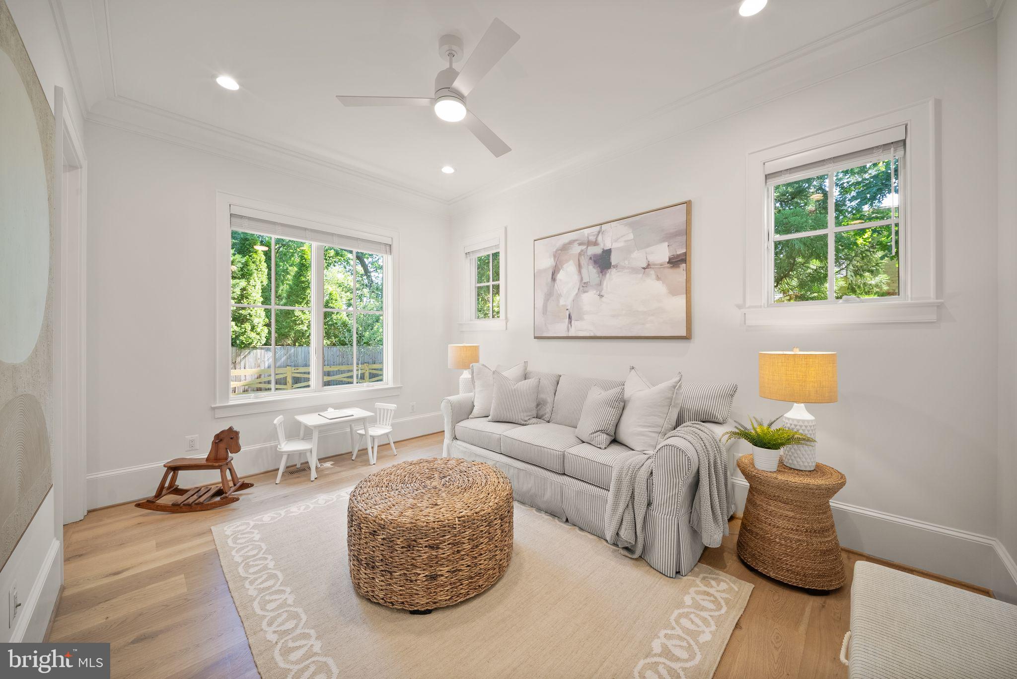 BELLEVUE FOREST - Residential