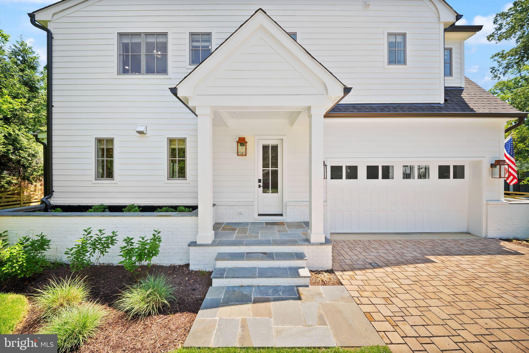 BELLEVUE FOREST - Residential