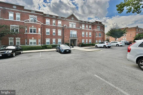 3615 38th Street NW Unit 277, Washington, DC 20016 - #: DCDC2279728