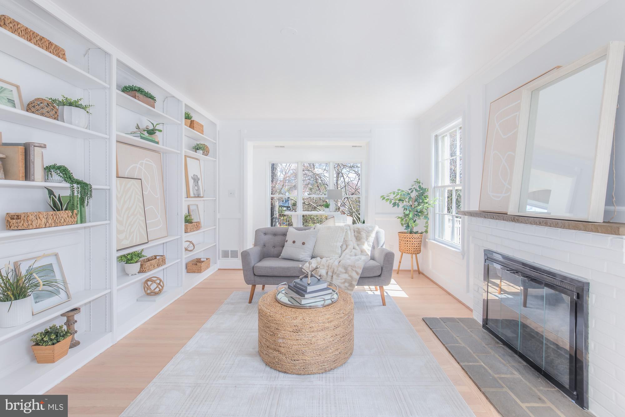 BRADLEY HILLS - Residential