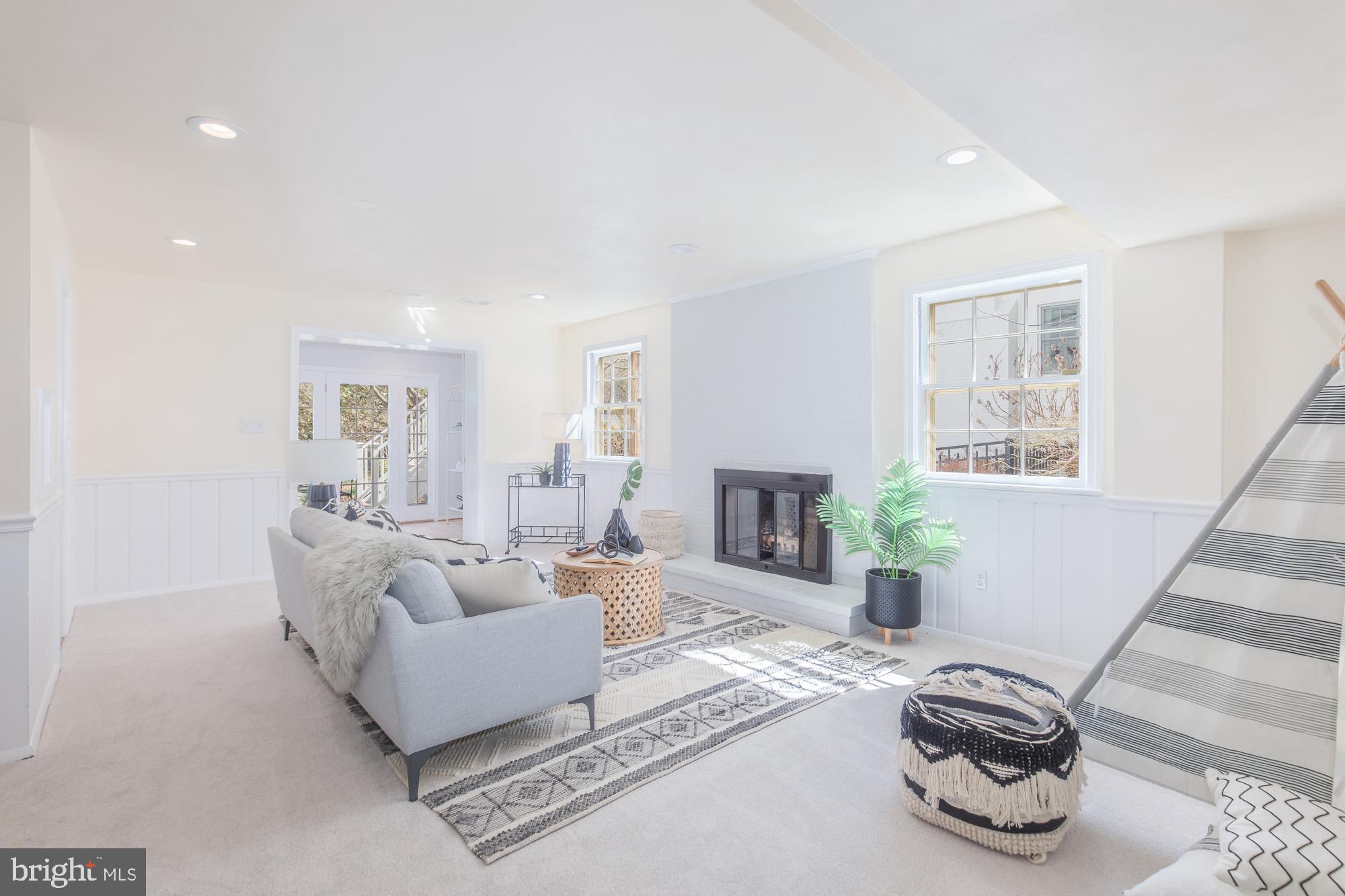 BRADLEY HILLS - Residential