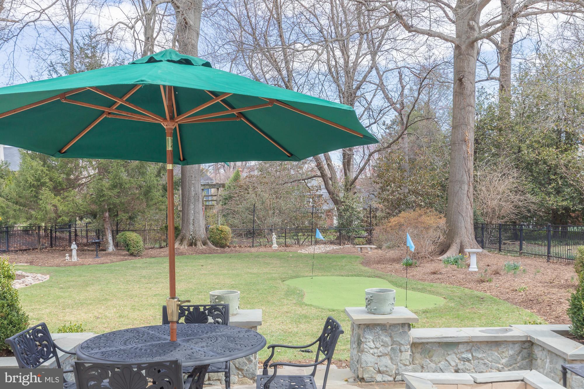 BRADLEY HILLS - Residential