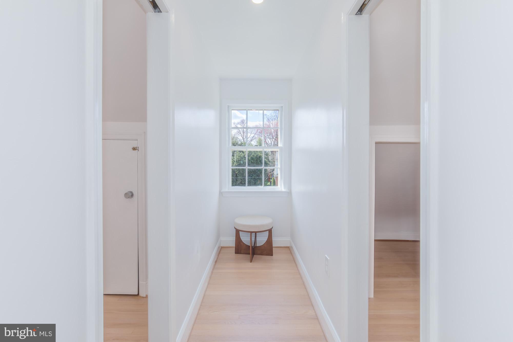 BRADLEY HILLS - Residential