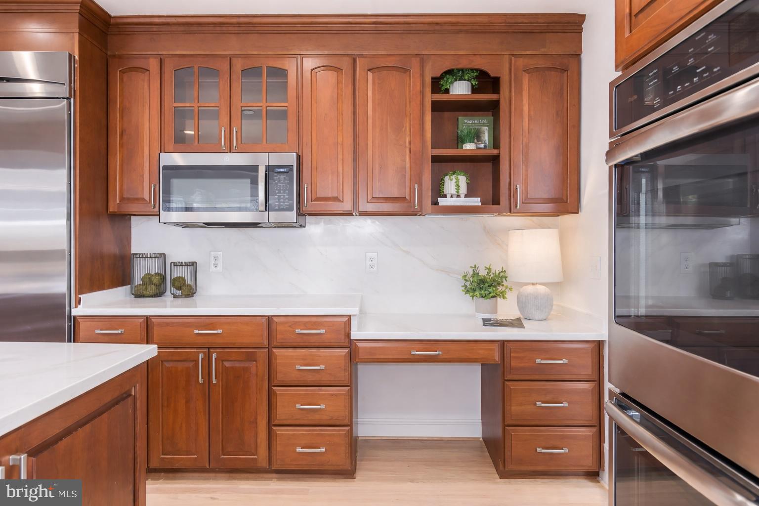 BRADLEY HILLS - Residential