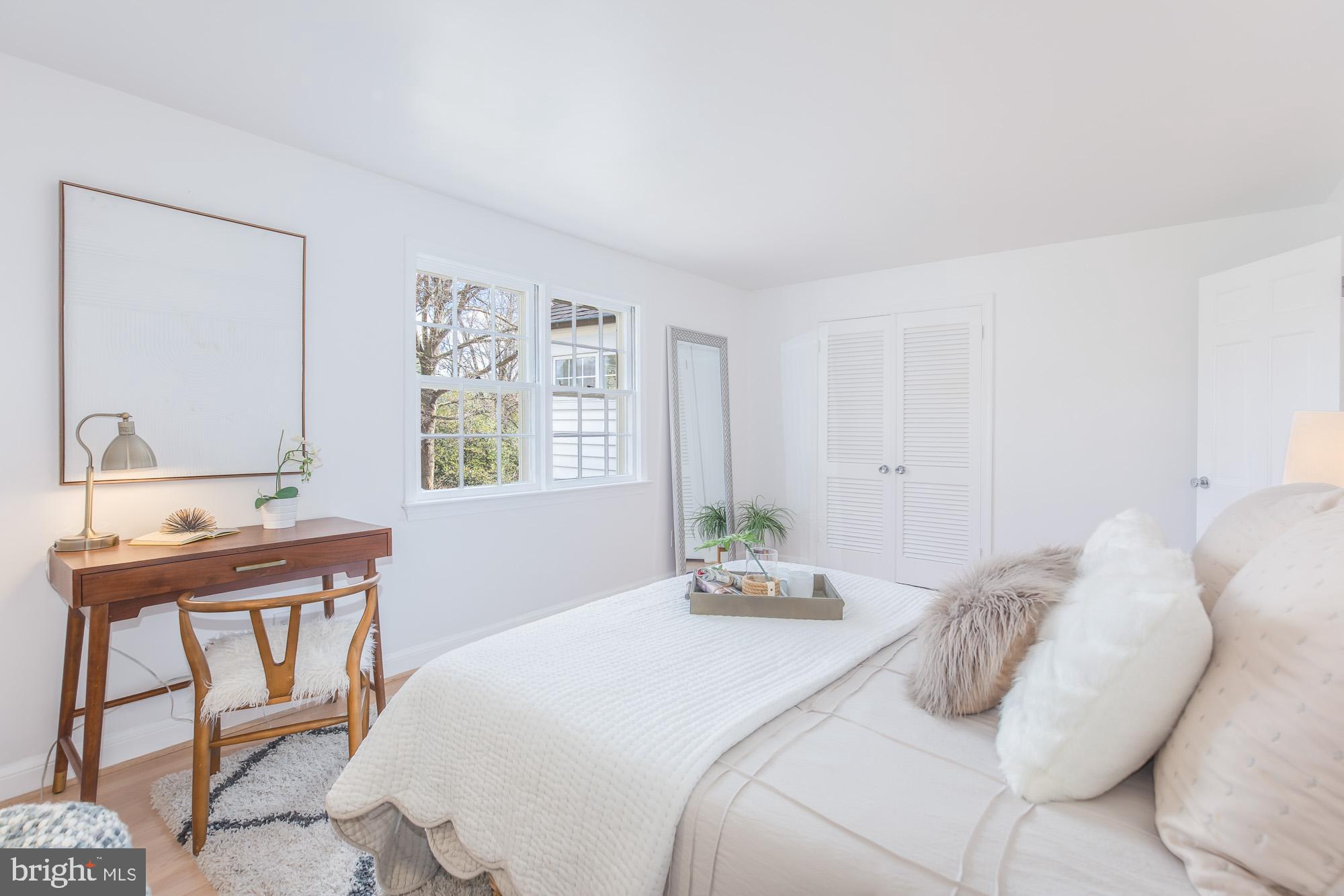 BRADLEY HILLS - Residential