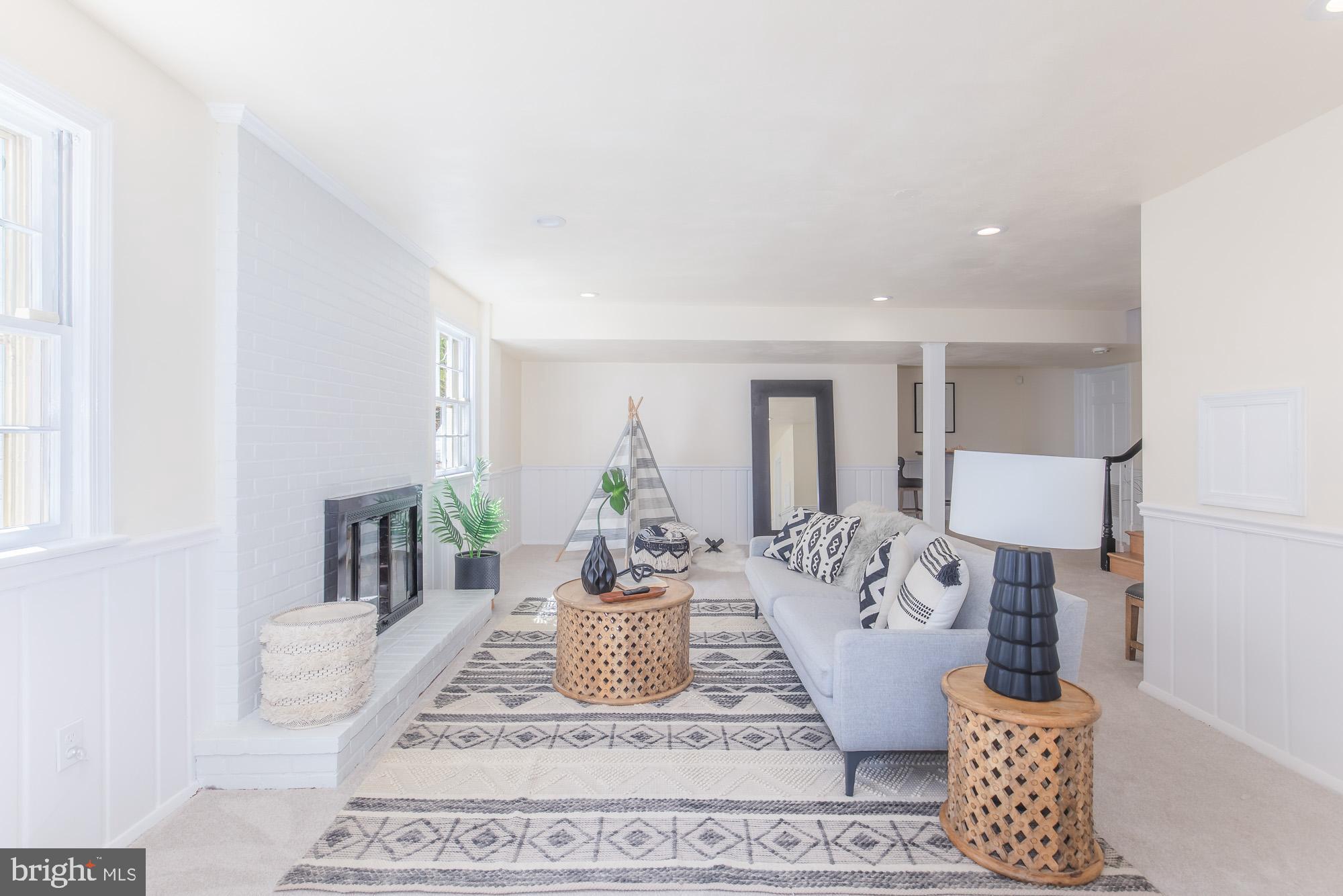 BRADLEY HILLS - Residential