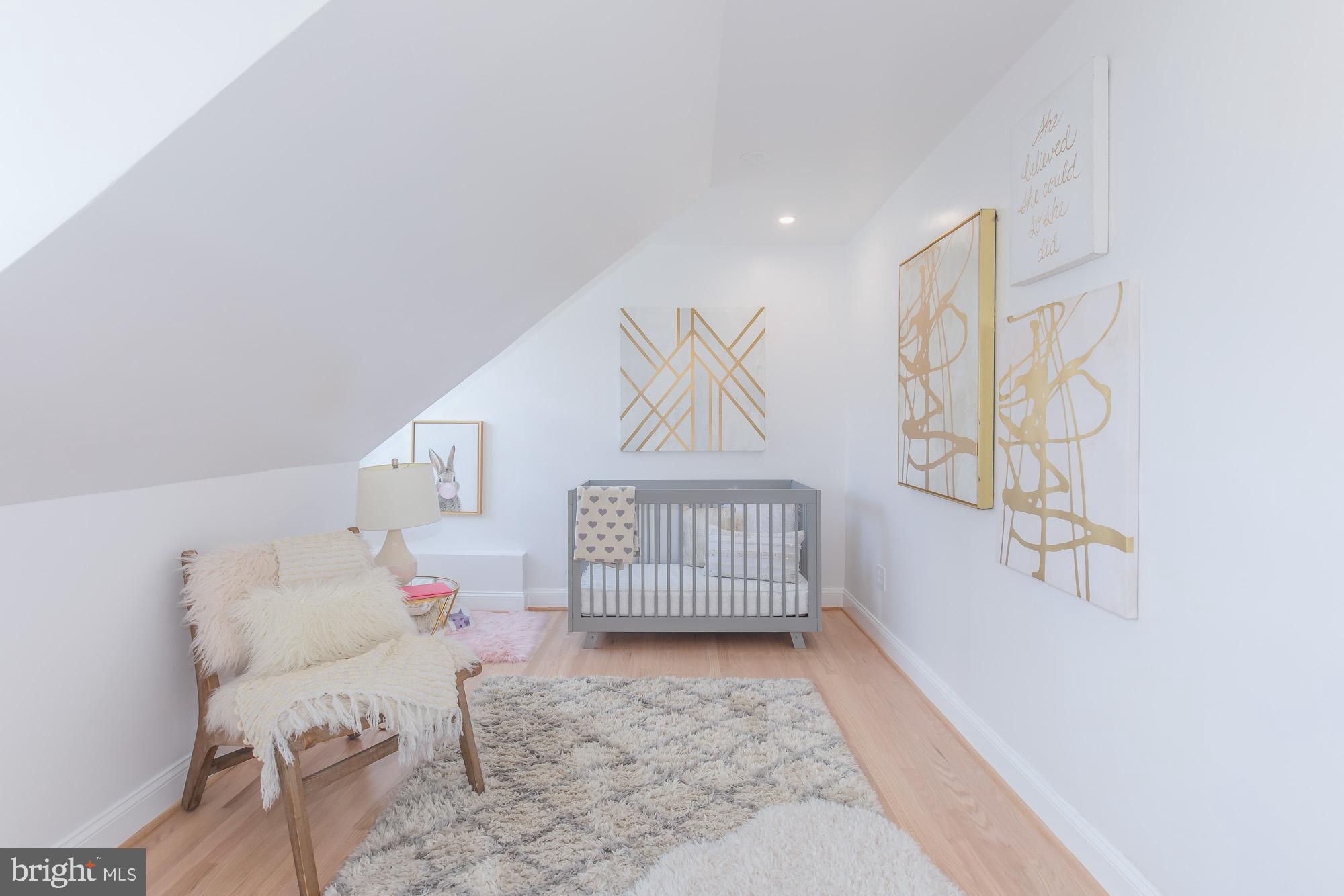 BRADLEY HILLS - Residential