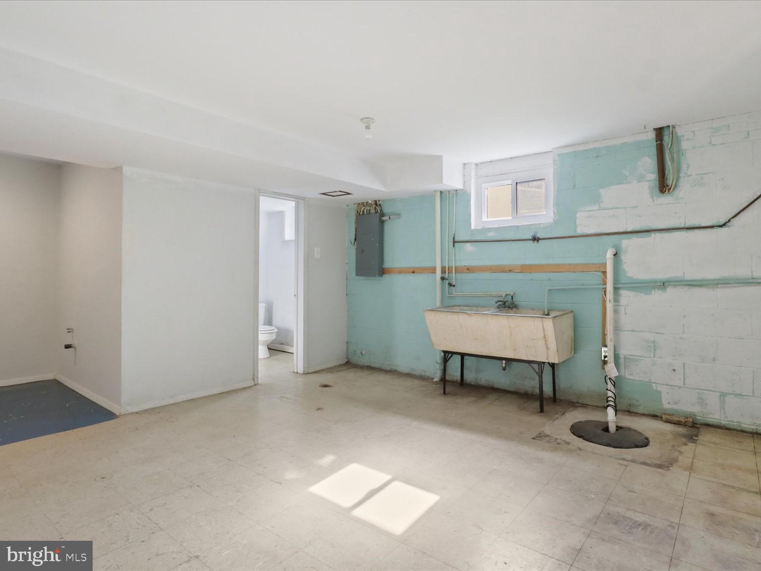 BRADDOCK HEIGHTS - Residential