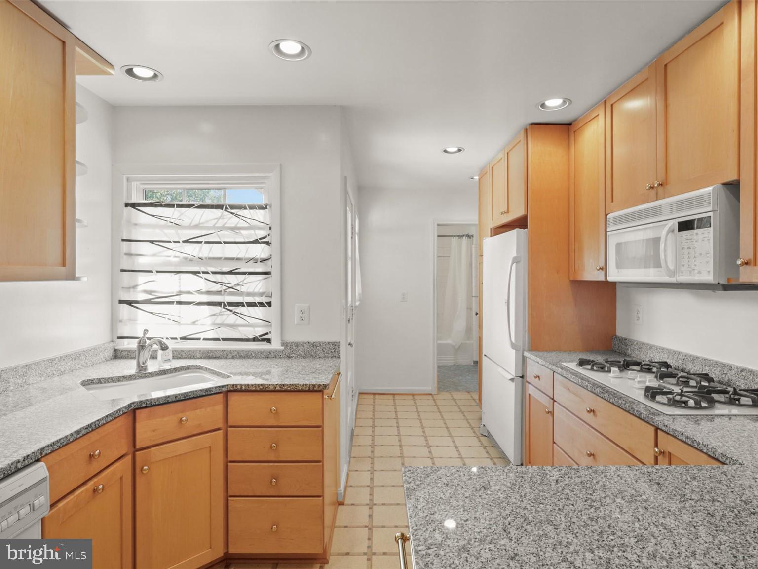 BRADDOCK HEIGHTS - Residential