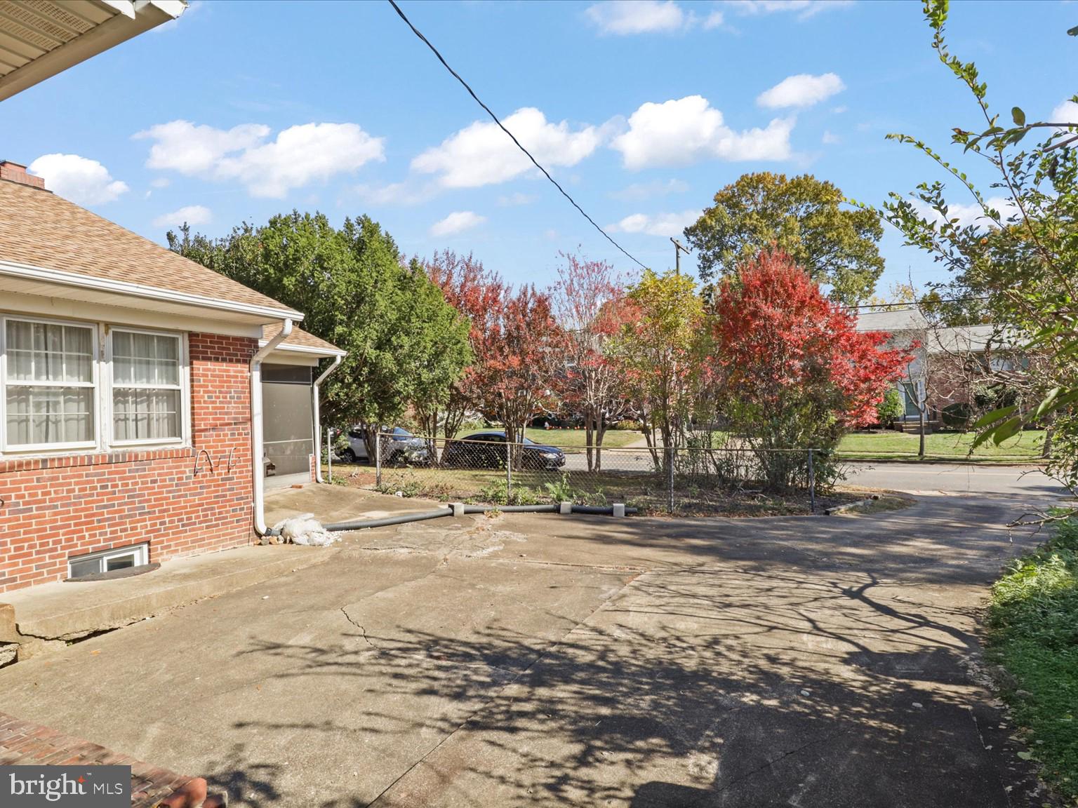 BRADDOCK HEIGHTS - Residential