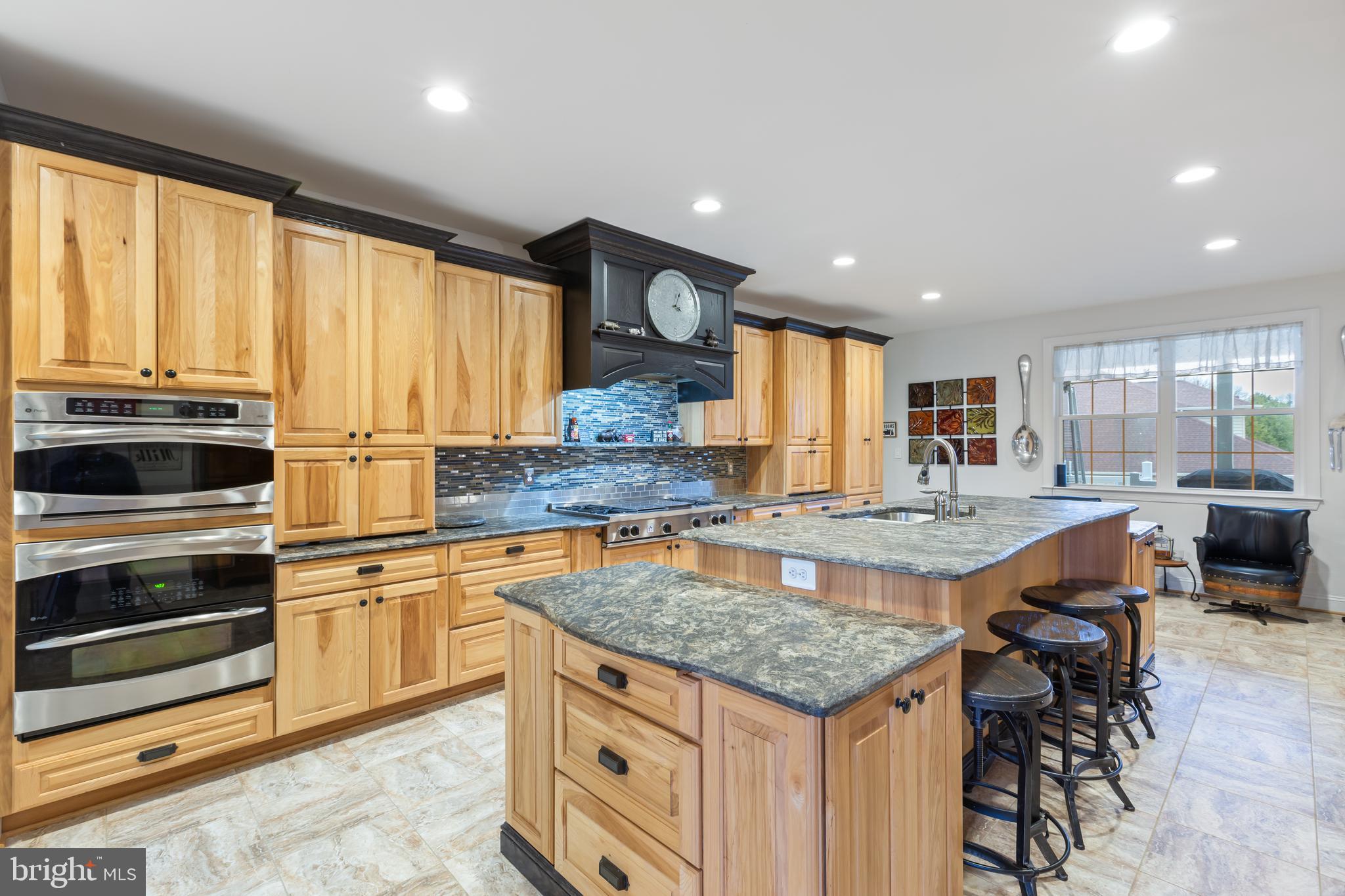 HOWES PROMISE - Residential