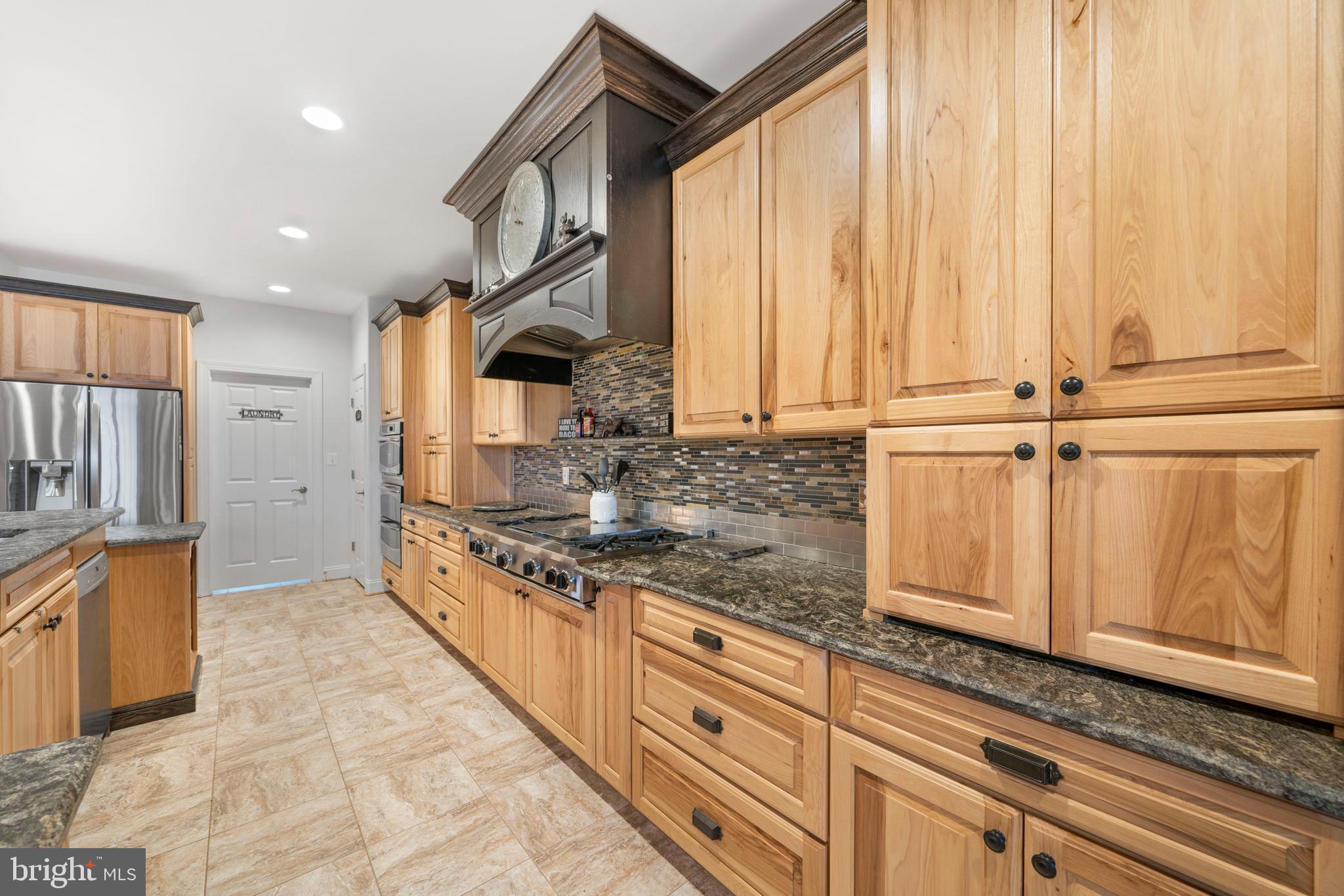 HOWES PROMISE - Residential