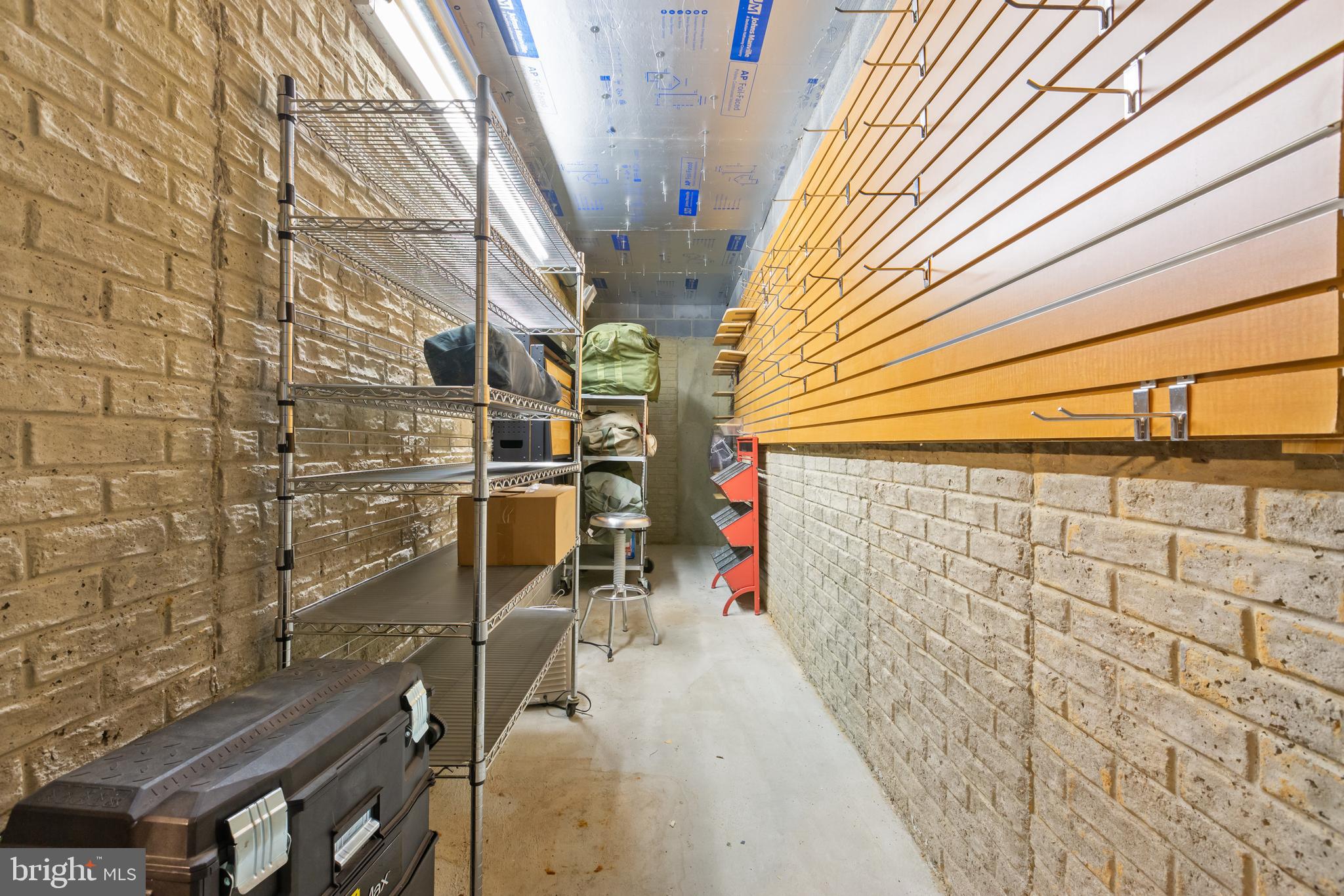 HOWES PROMISE - Residential