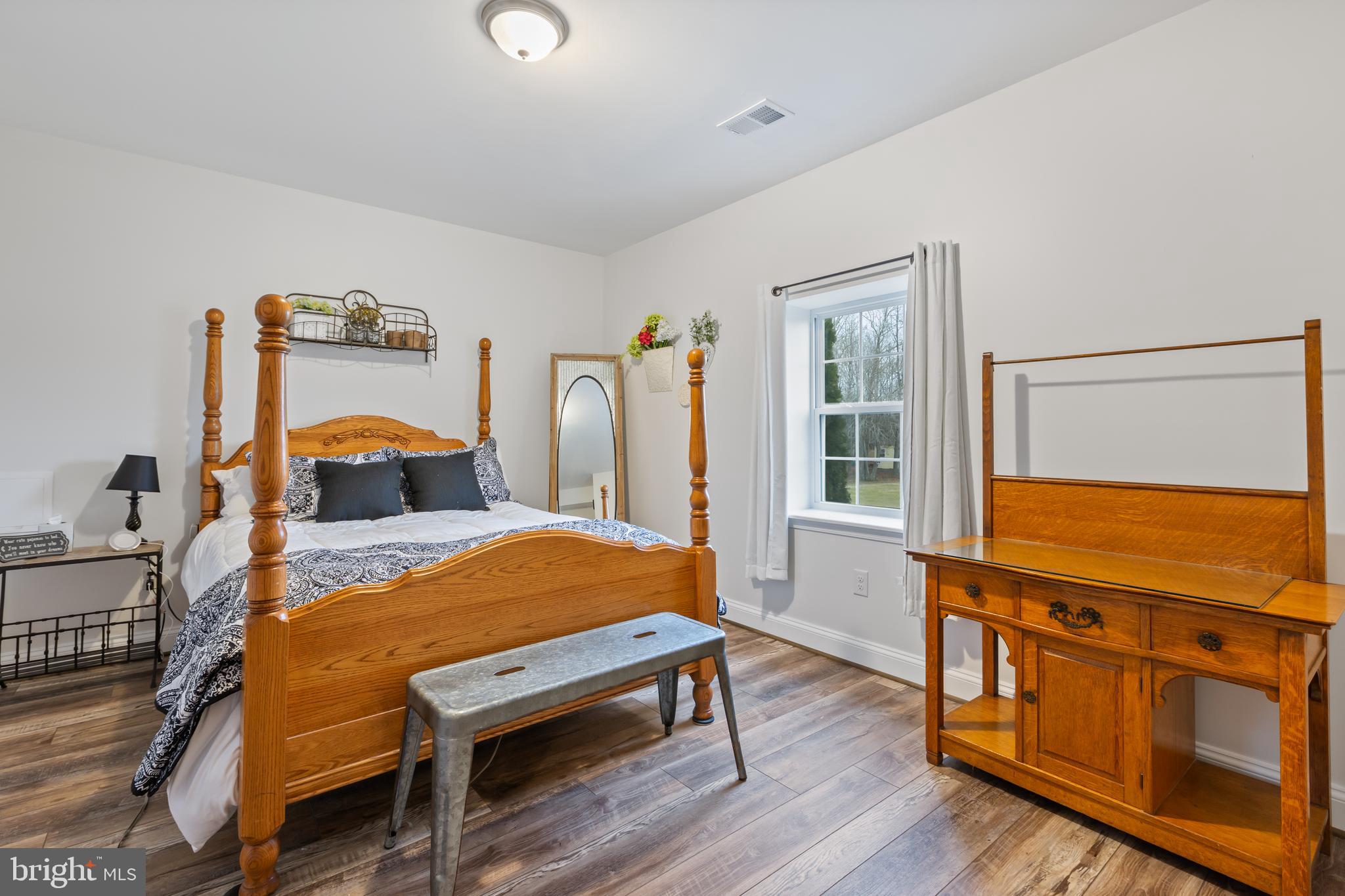 HOWES PROMISE - Residential