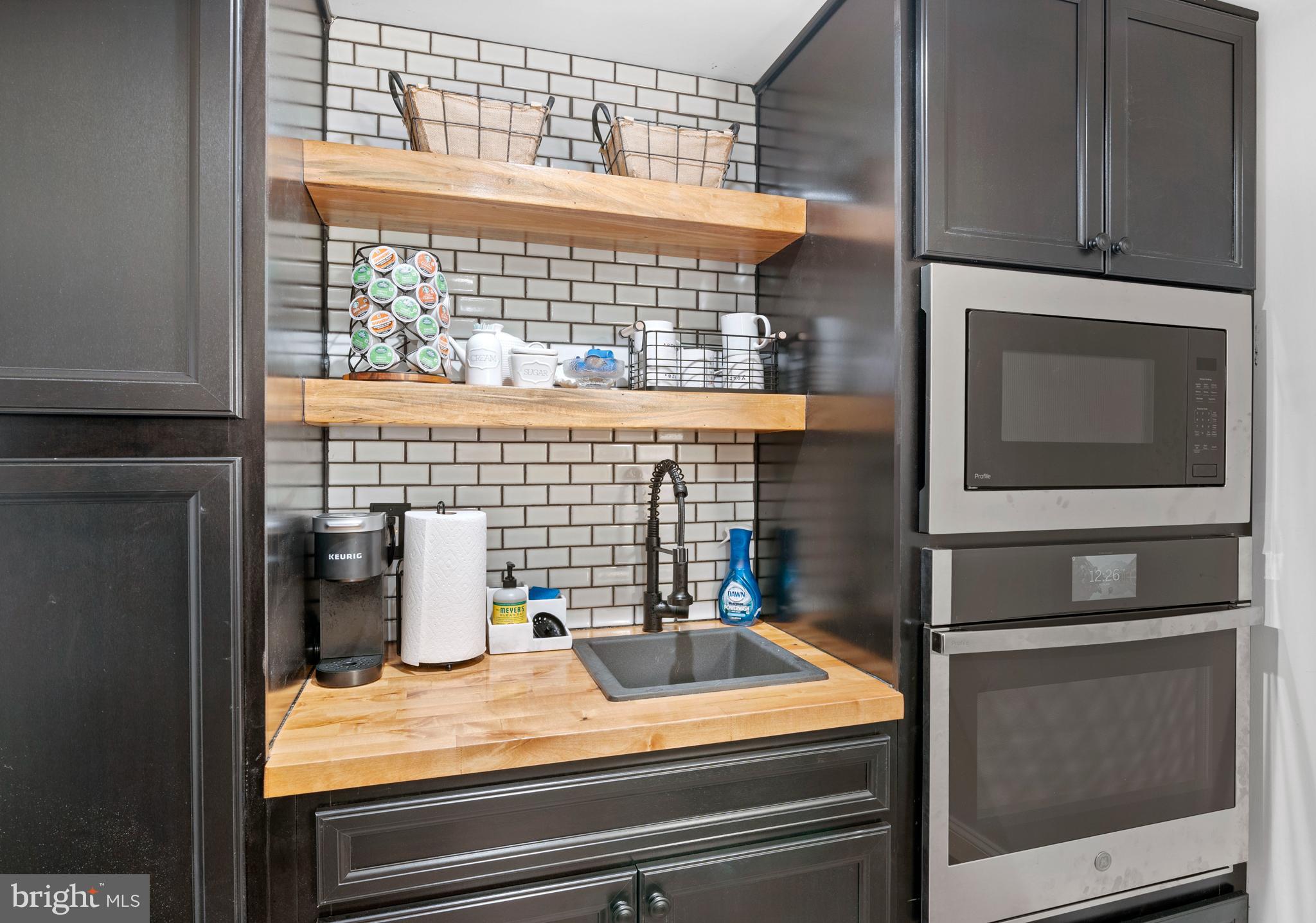 HOWES PROMISE - Residential