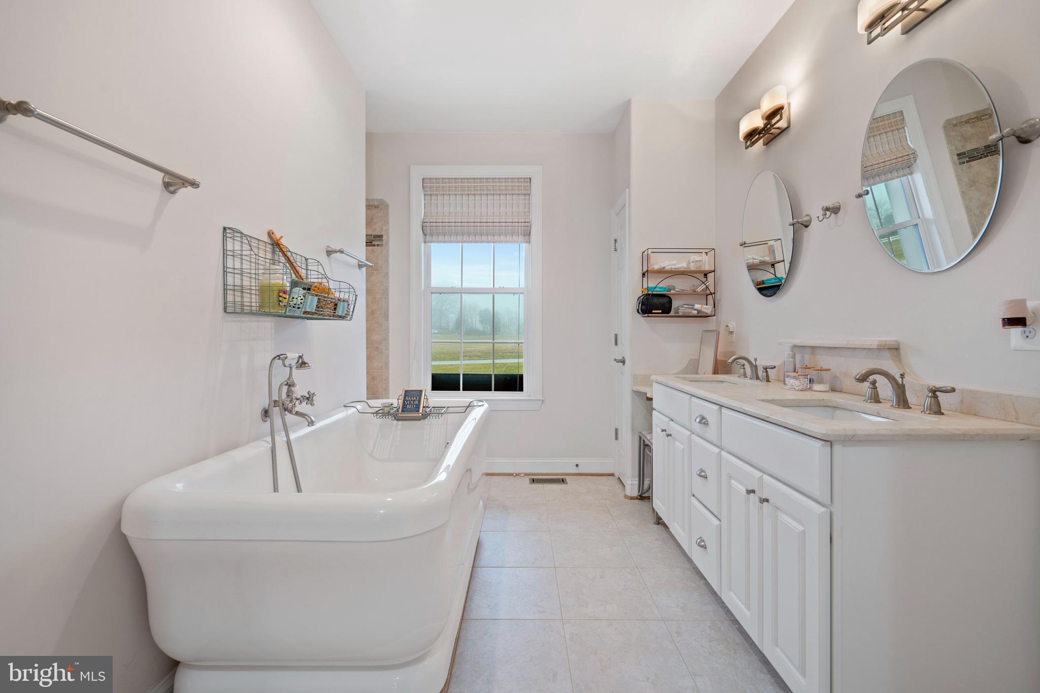 HOWES PROMISE - Residential