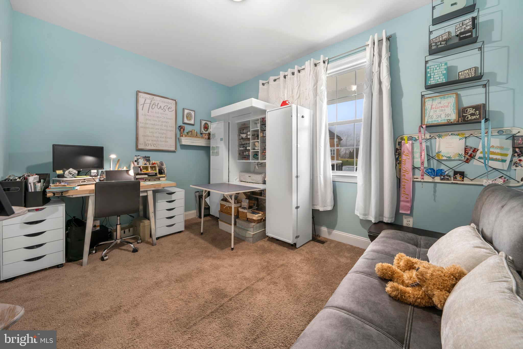 HOWES PROMISE - Residential