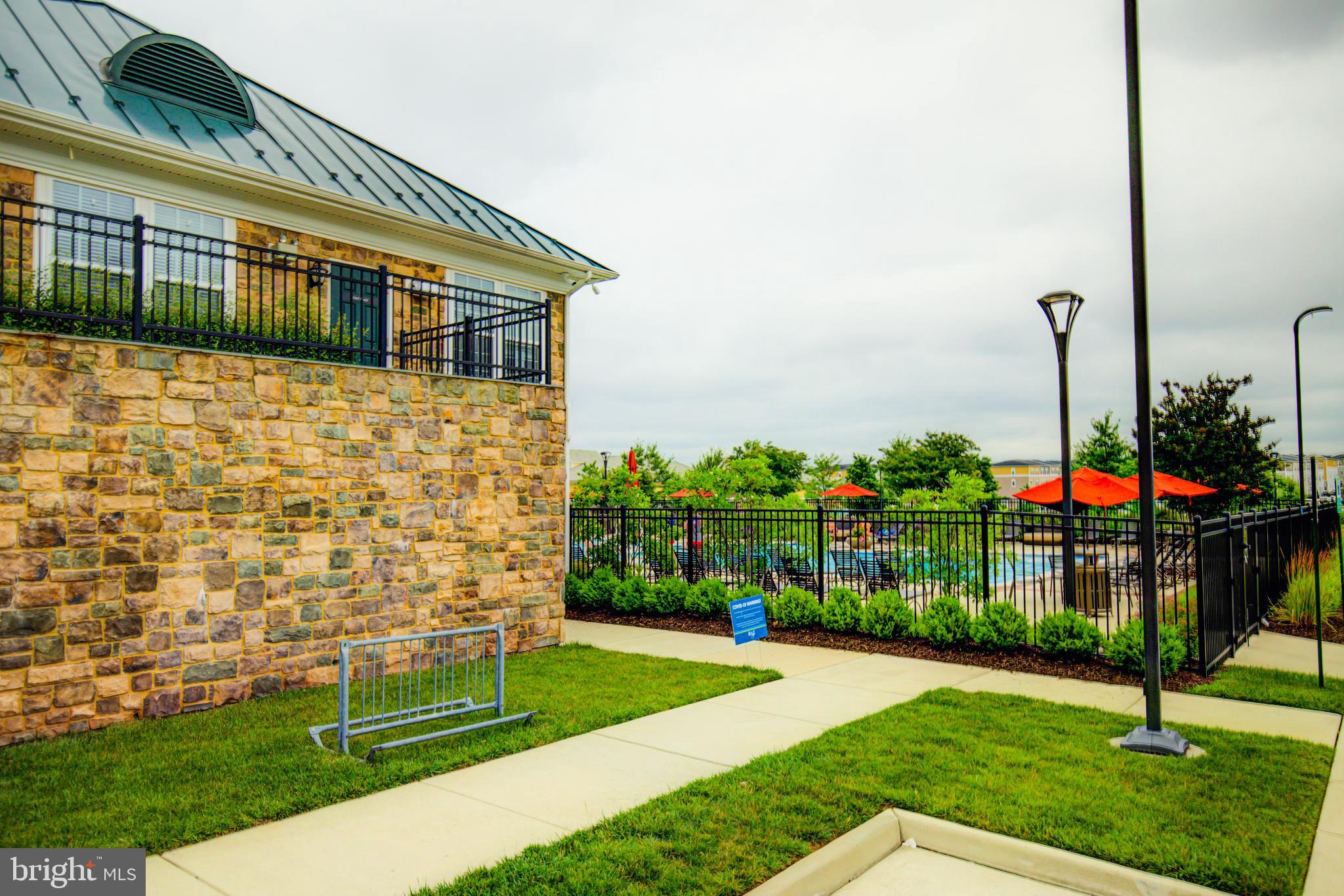 STONE RIDGE - Residential