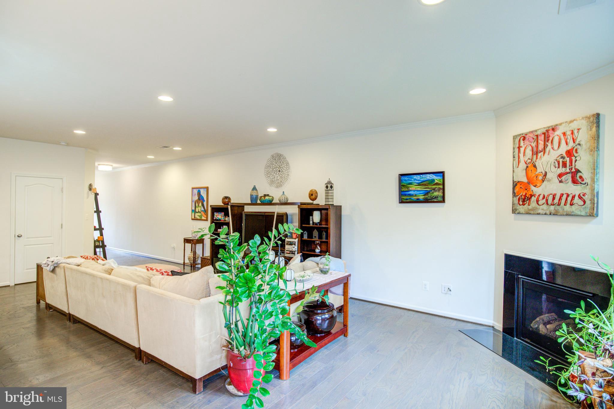 STONE RIDGE - Residential