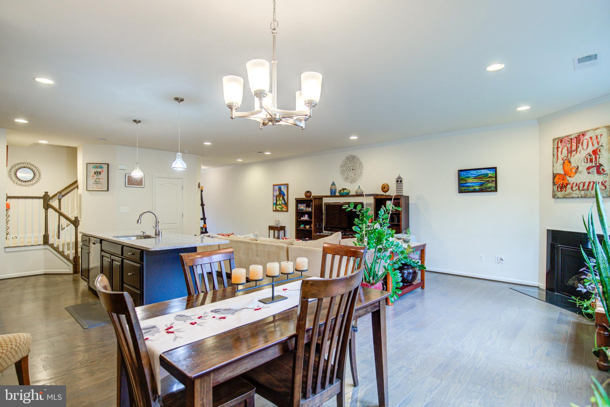 STONE RIDGE - Residential